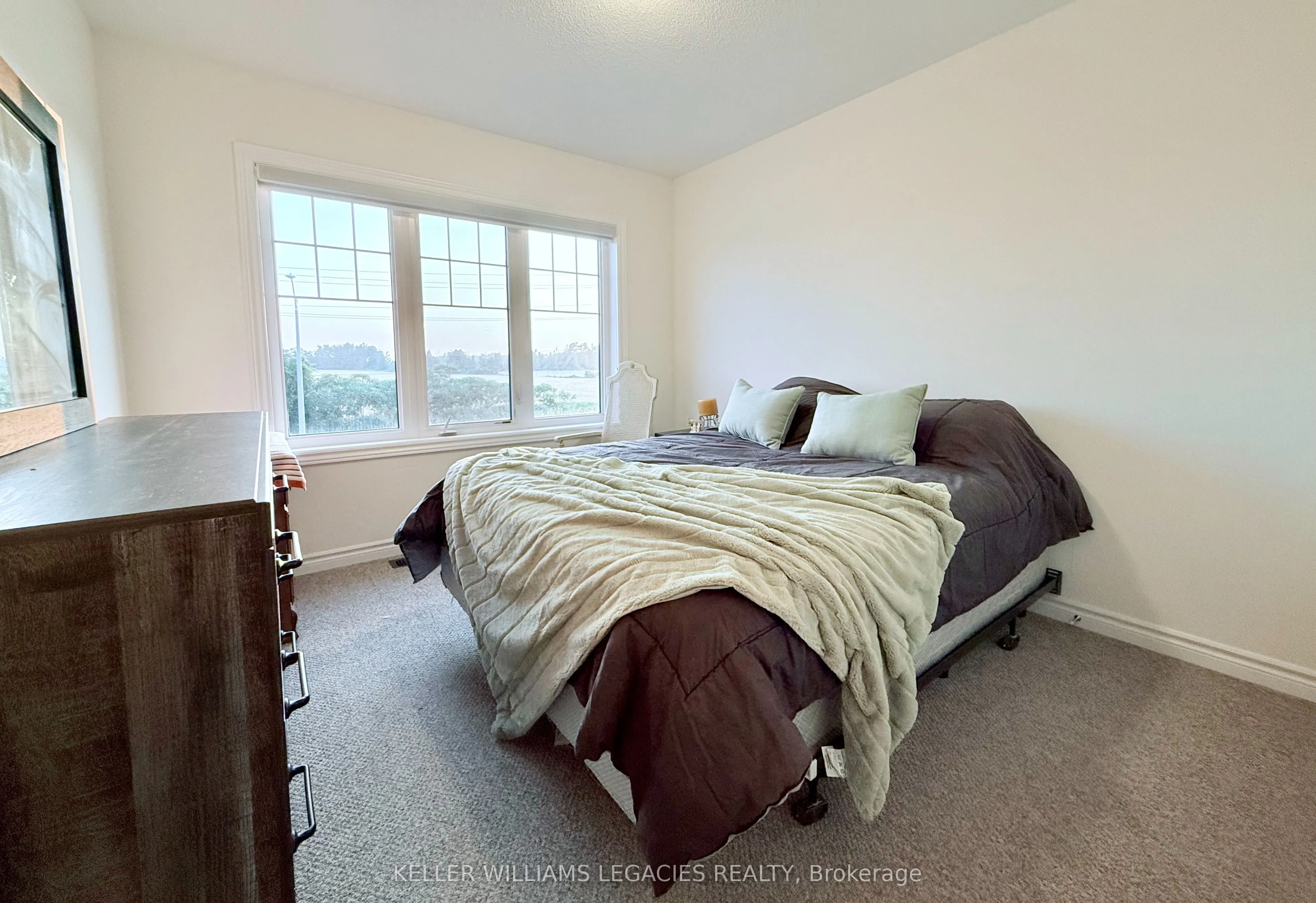 2229 Grainger Loop