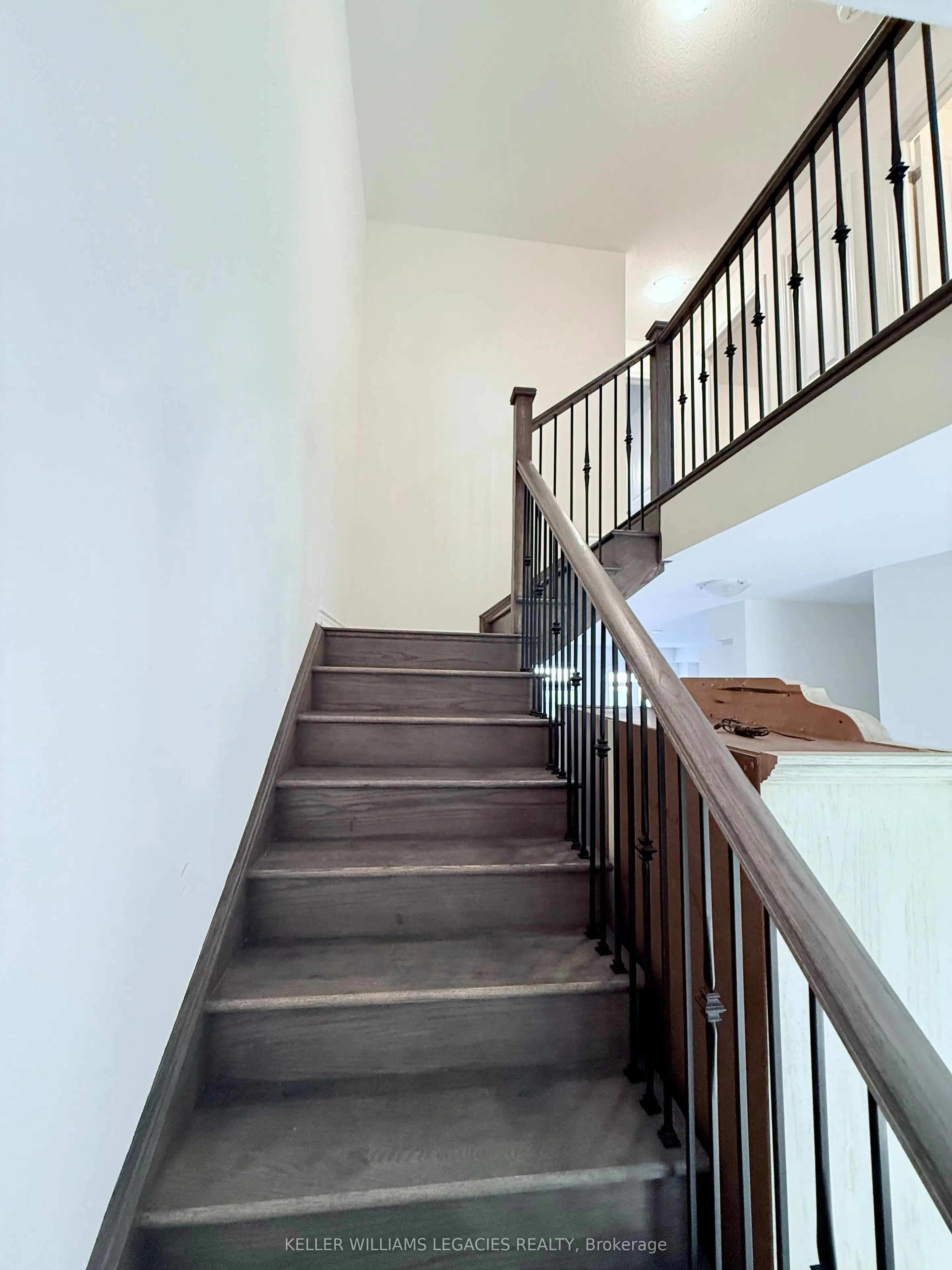 2229 Grainger Loop