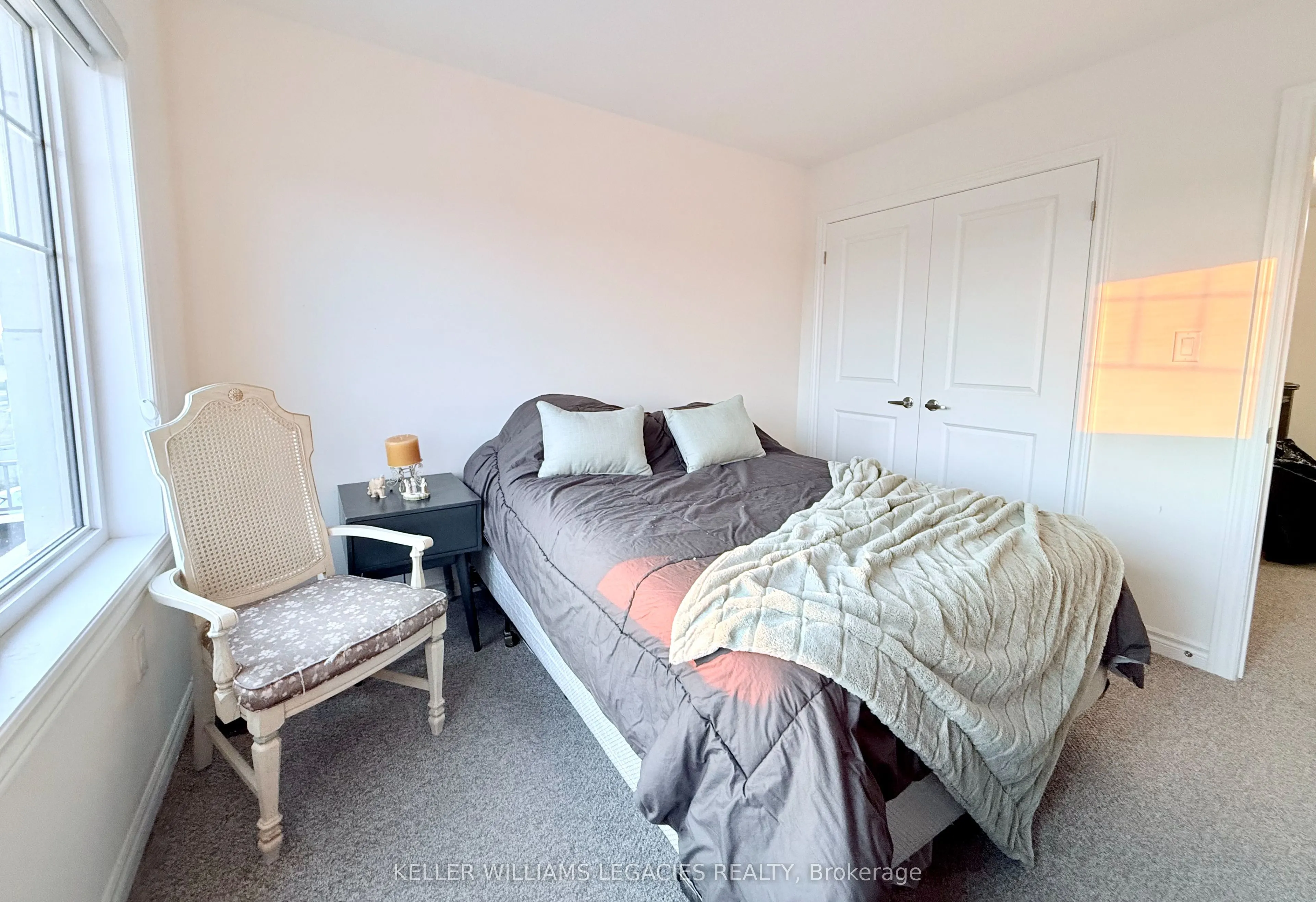 2229 Grainger Loop