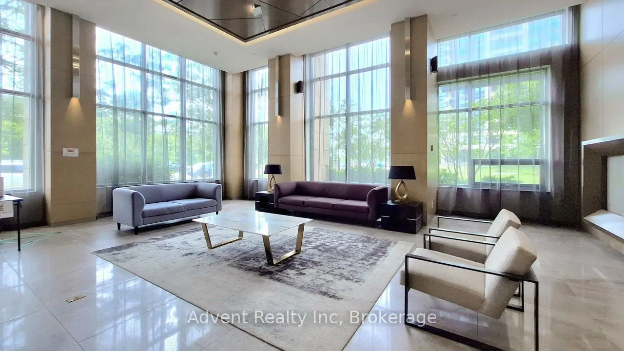 18 Uptown Drive, #725