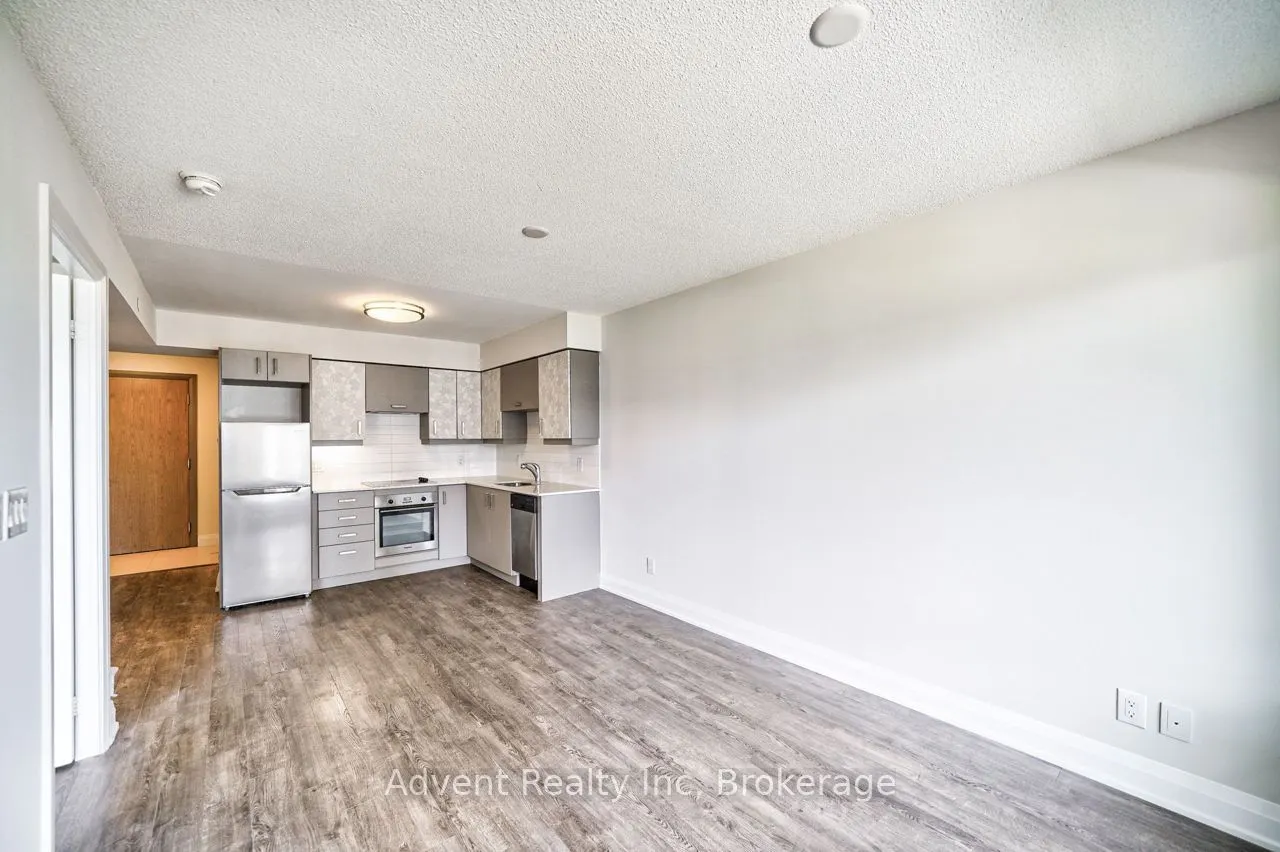 18 Uptown Drive, #725