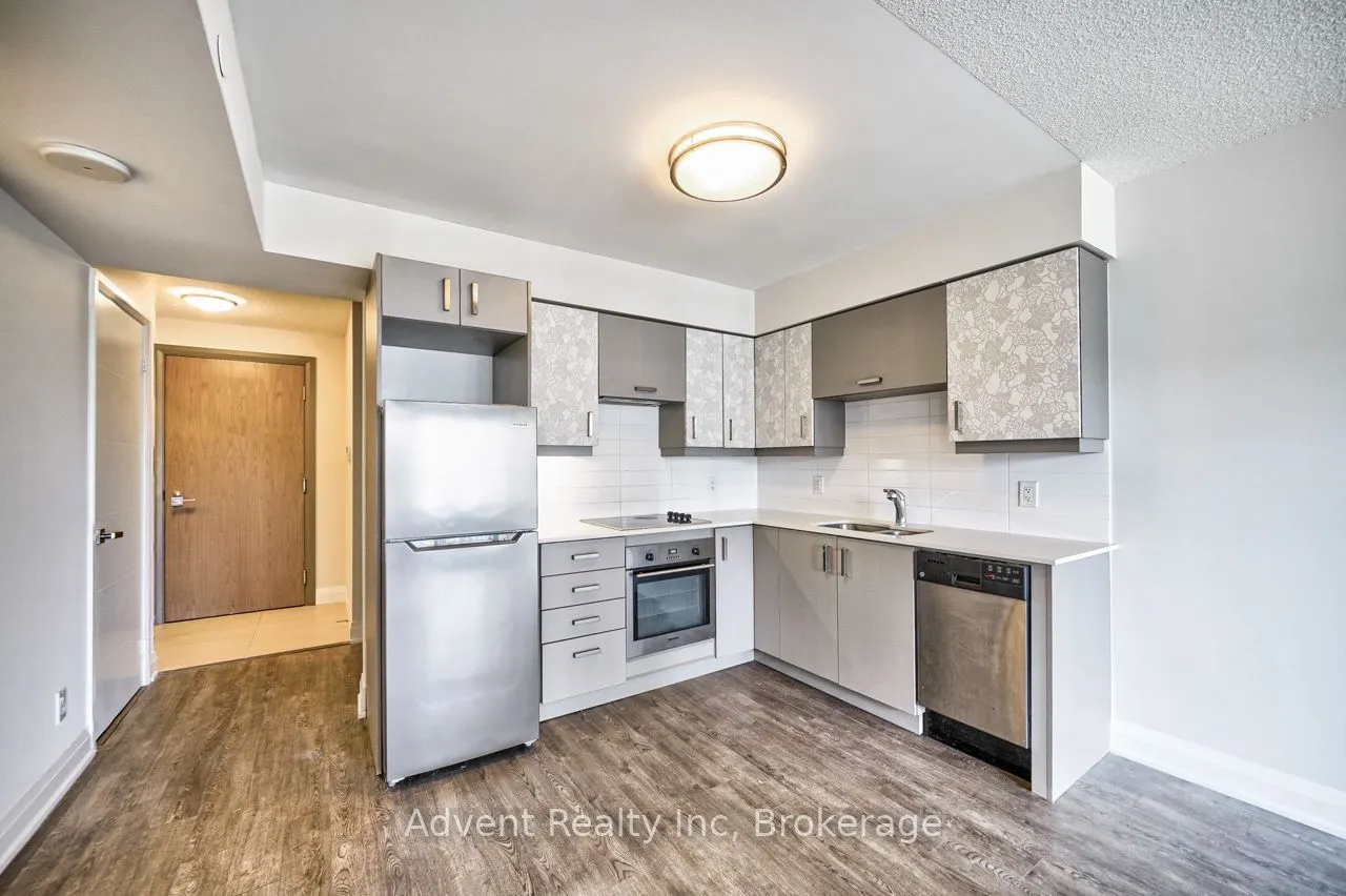 18 Uptown Drive, #725