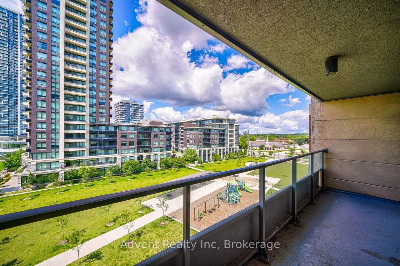 18 Uptown Drive, #725