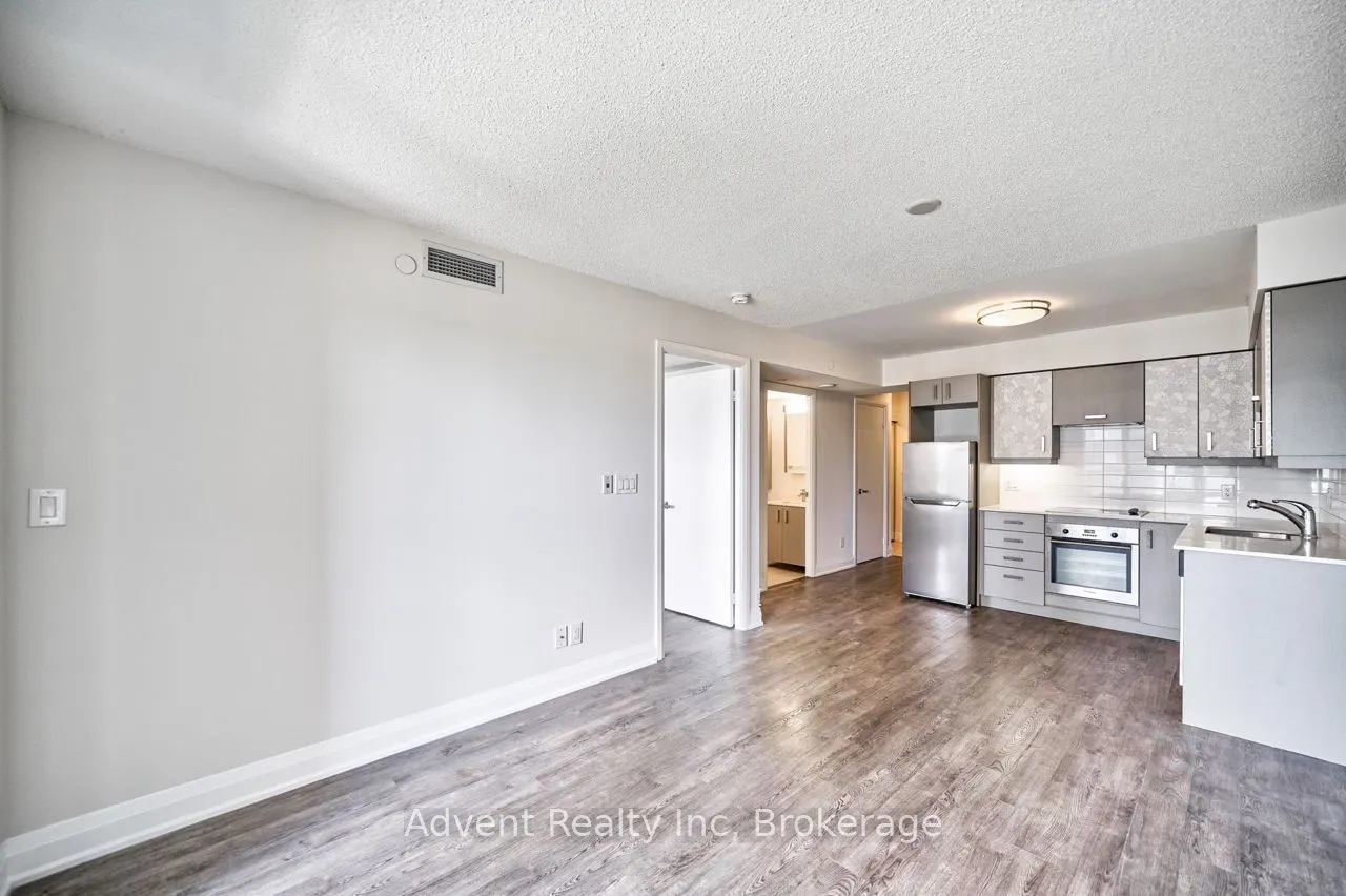 18 Uptown Drive, #725