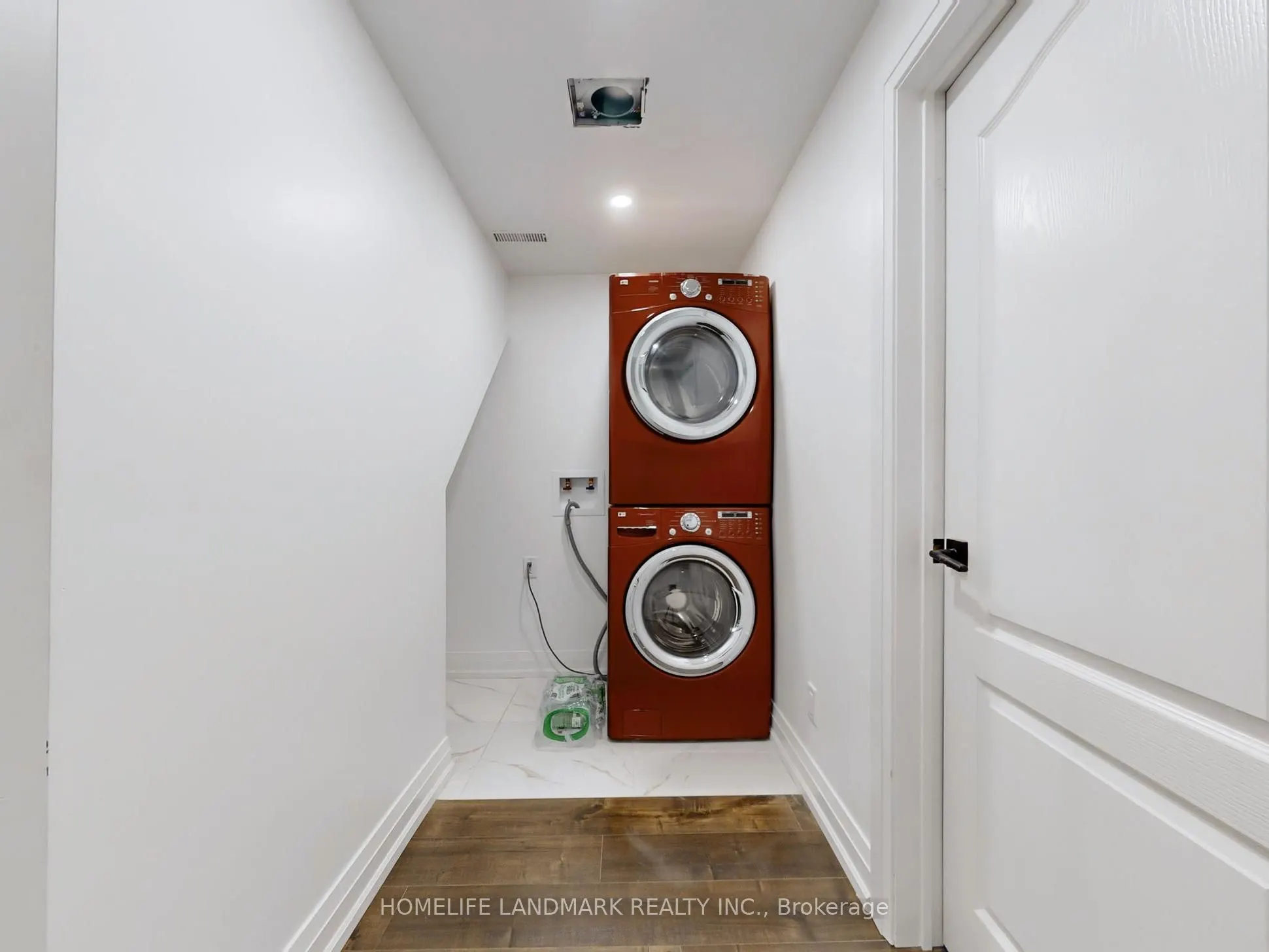 1661 Mount Albert Road, #Main Unit
