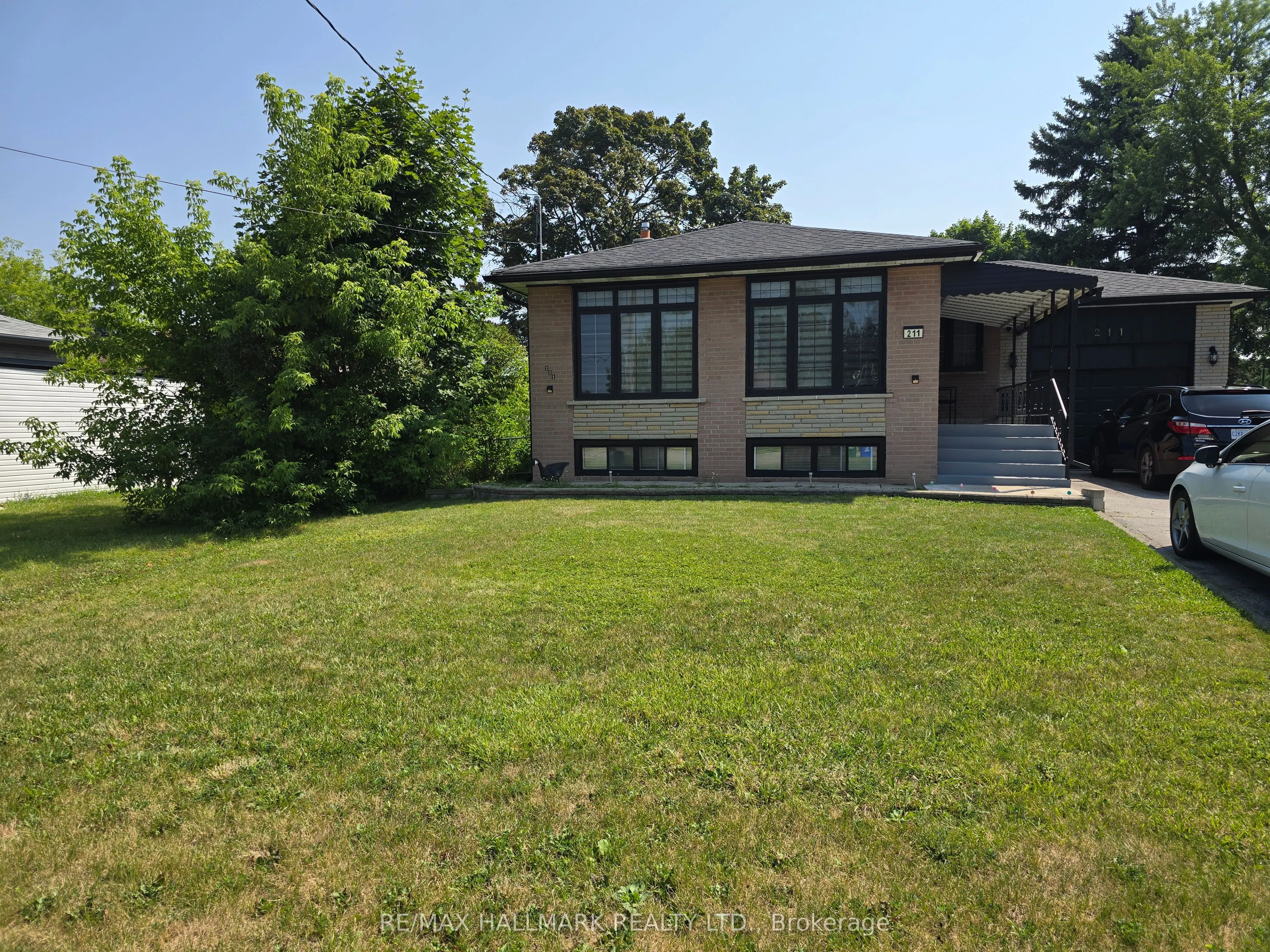 211 Norfolk Avenue