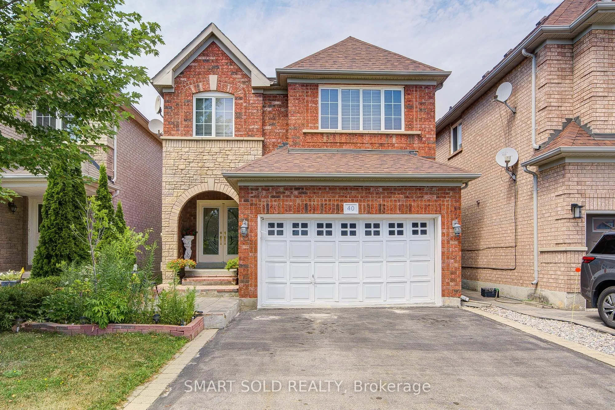 40 Tuscana Boulevard