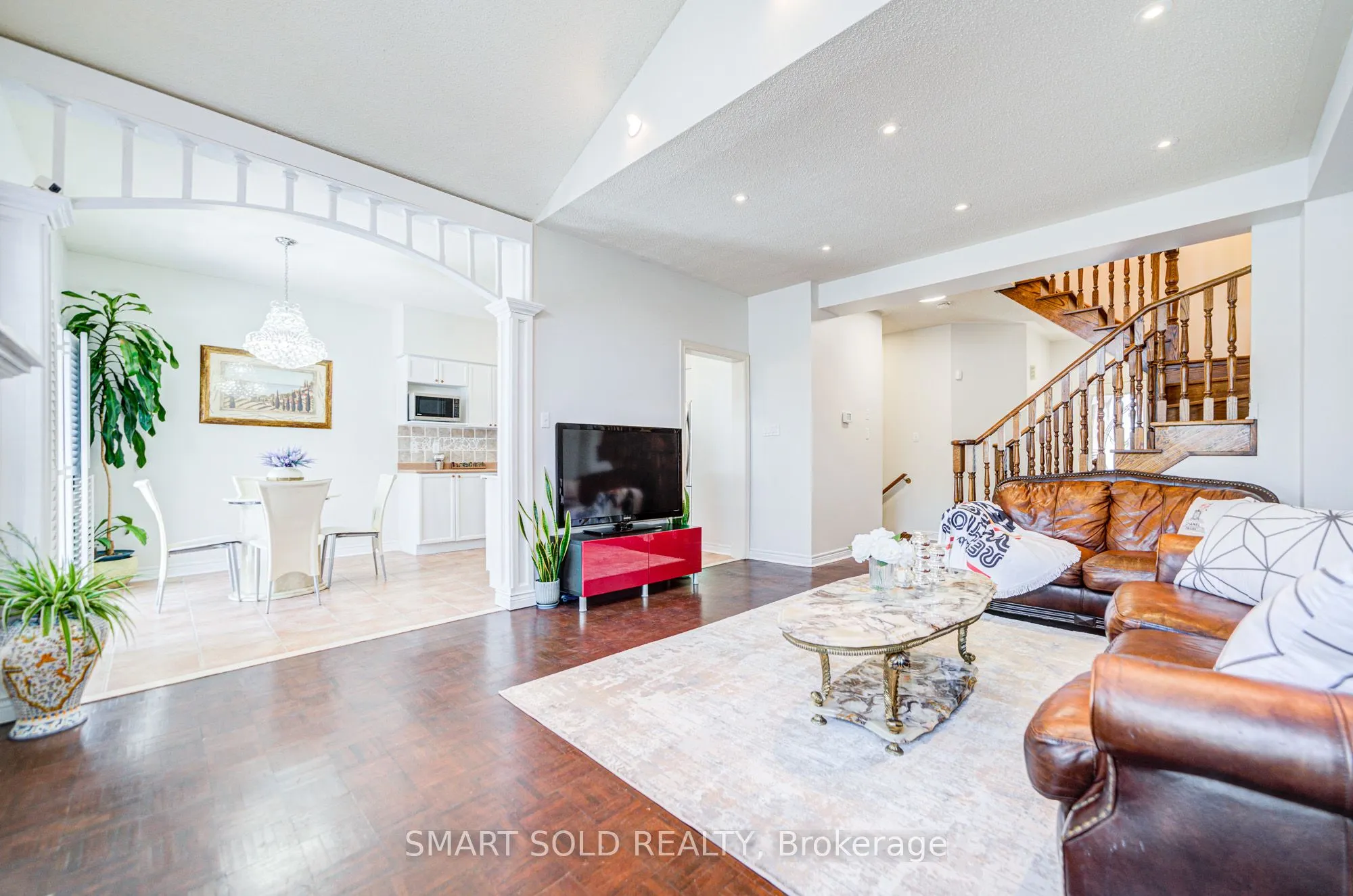 40 Tuscana Boulevard