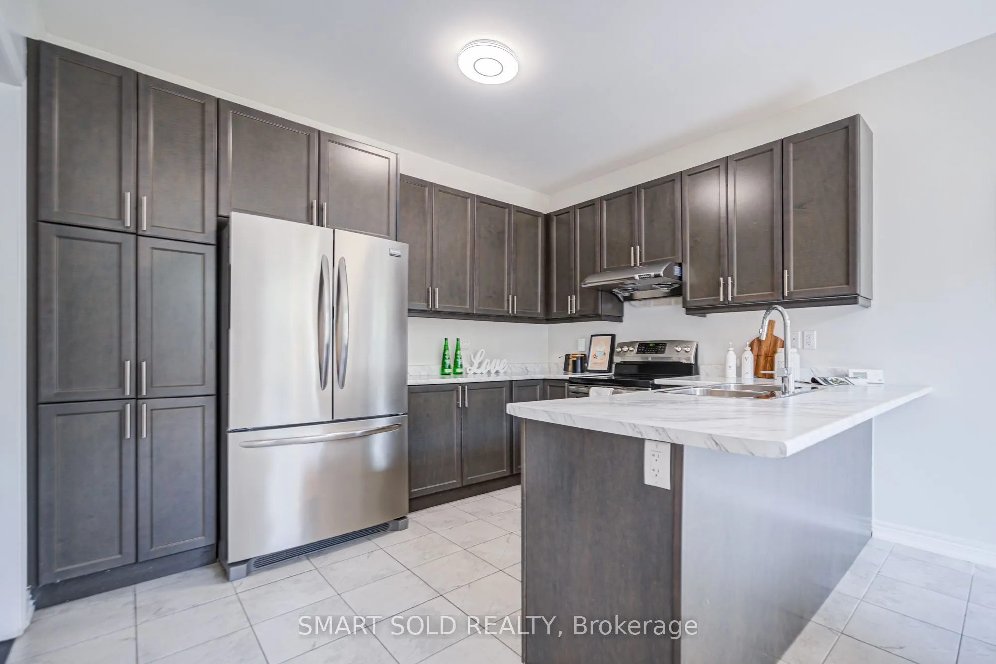 713 Prest Way