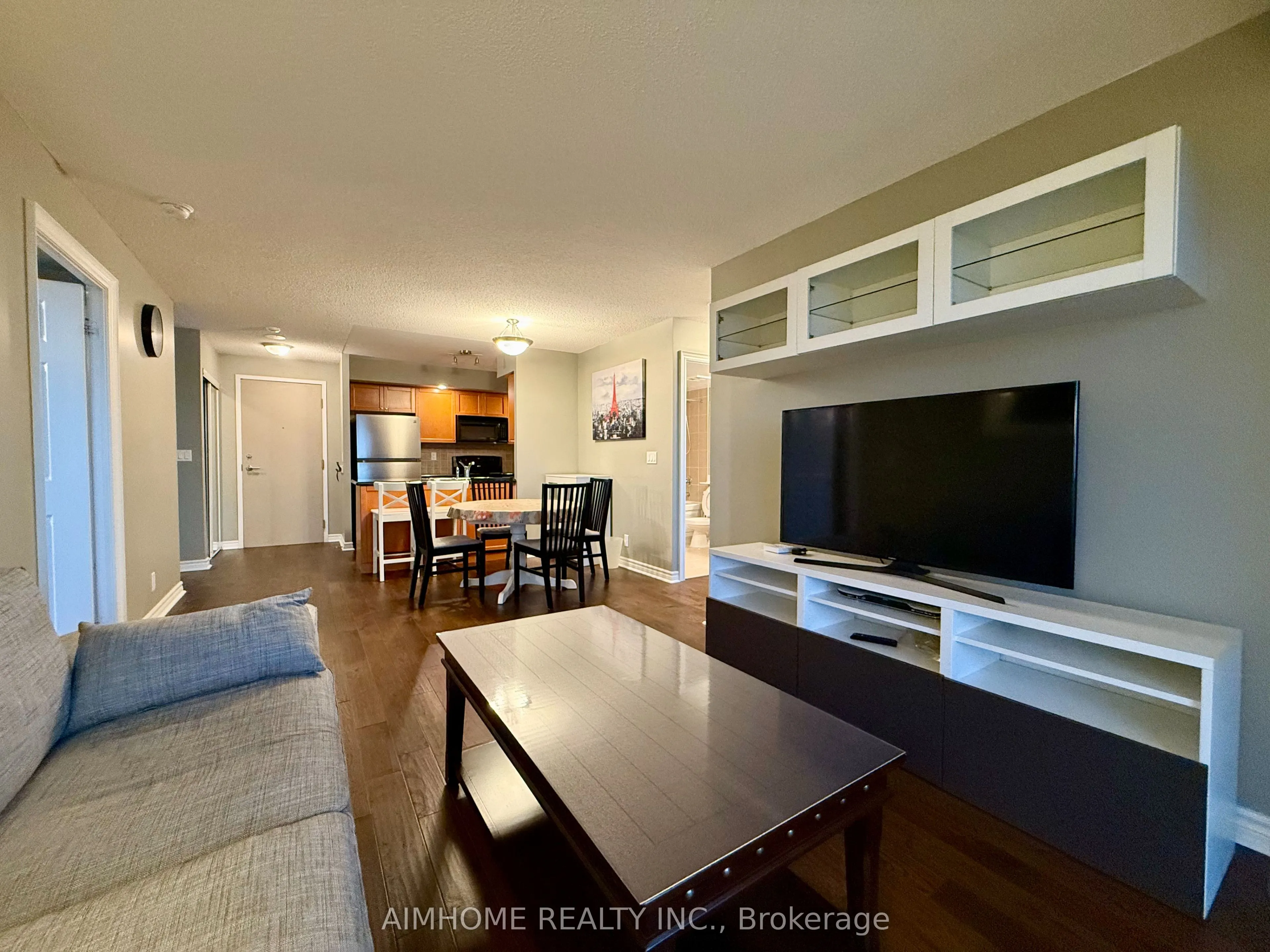 33 Cox Boulevard, #1218