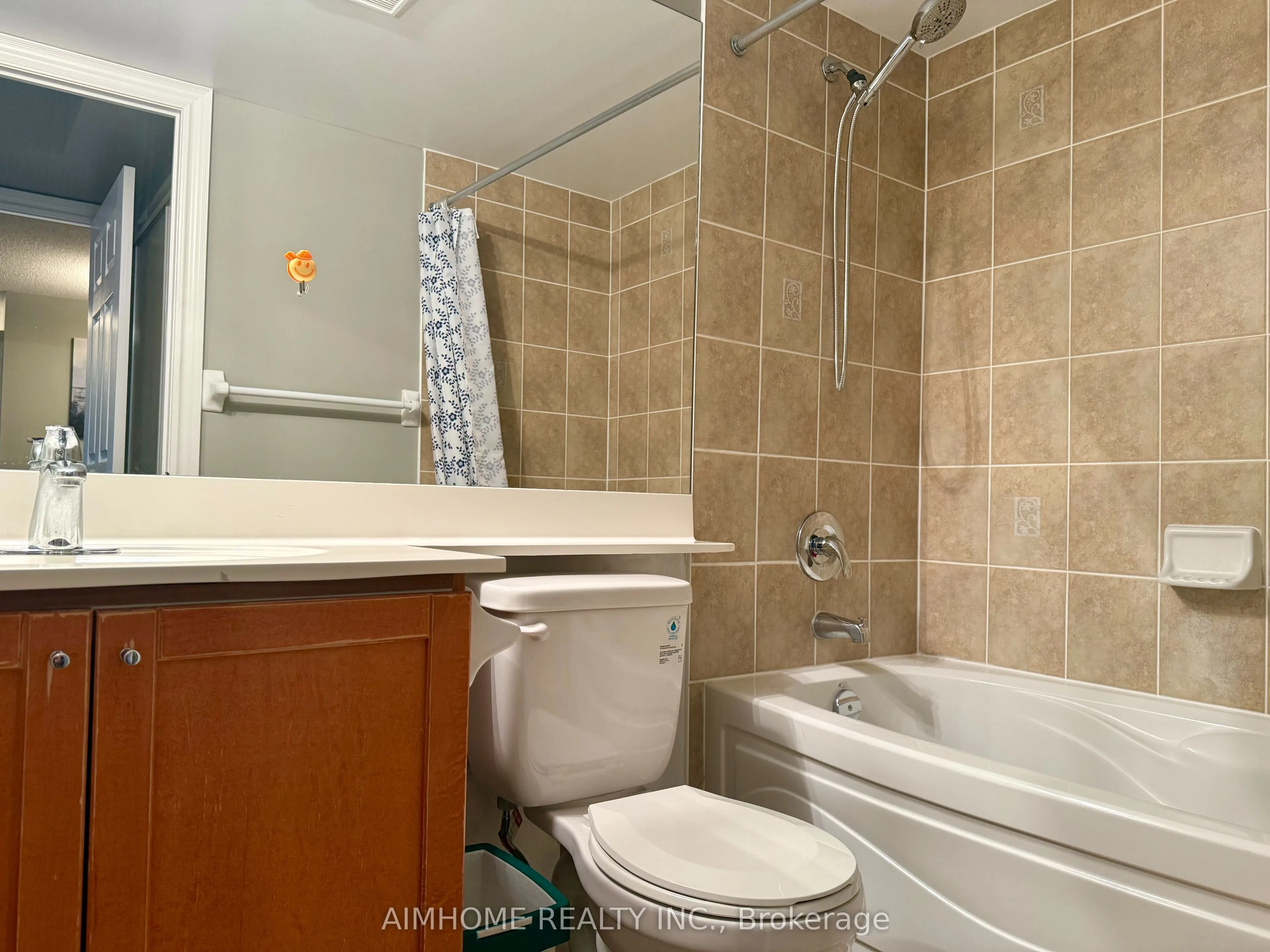 33 Cox Boulevard, #1218