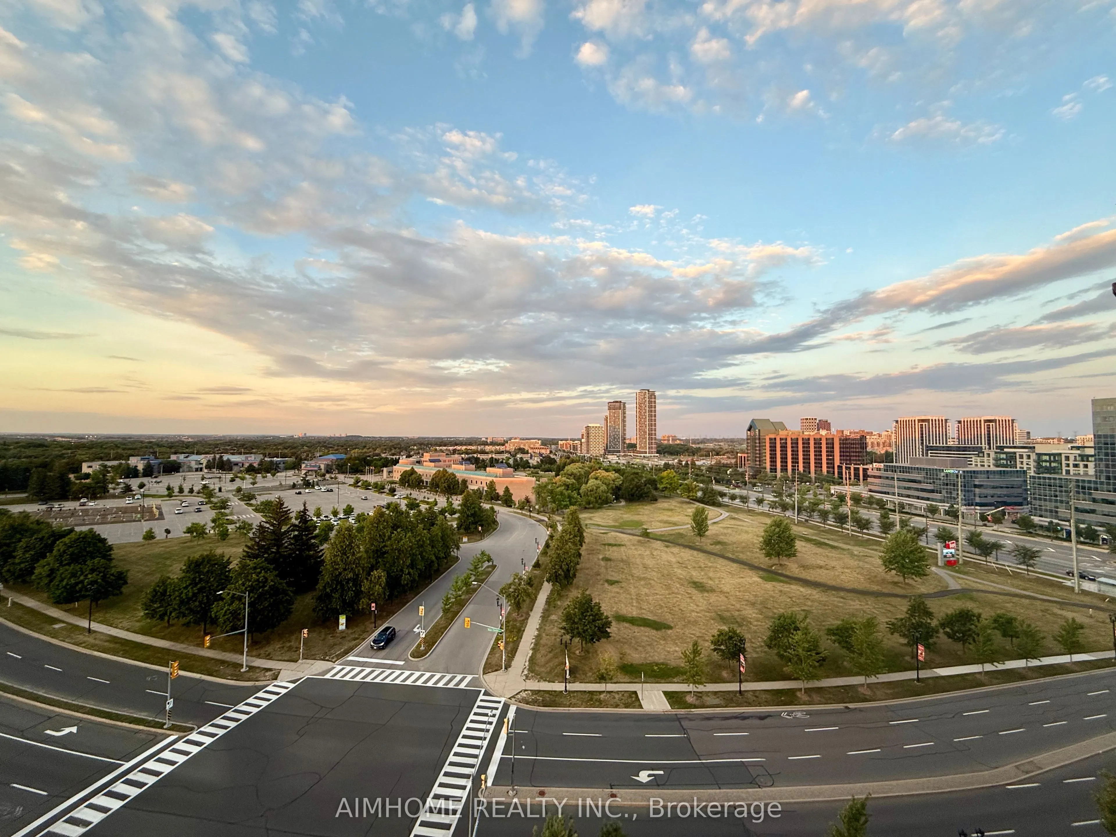 33 Cox Boulevard, #1218