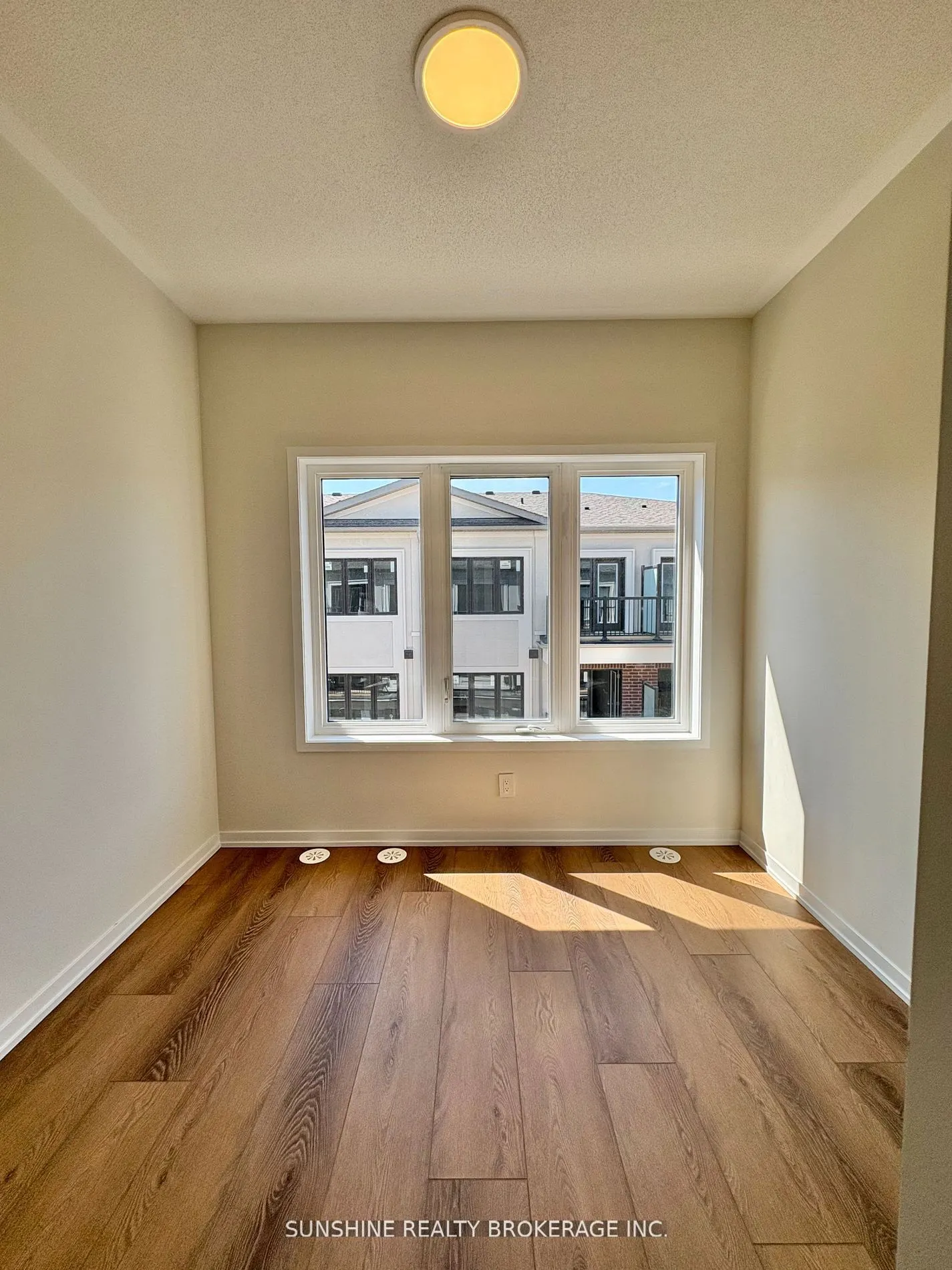 94 Matawin Lane, #0021BLK3