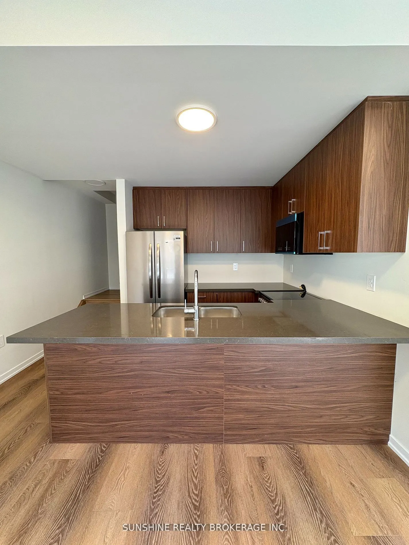 94 Matawin Lane, #0021BLK3