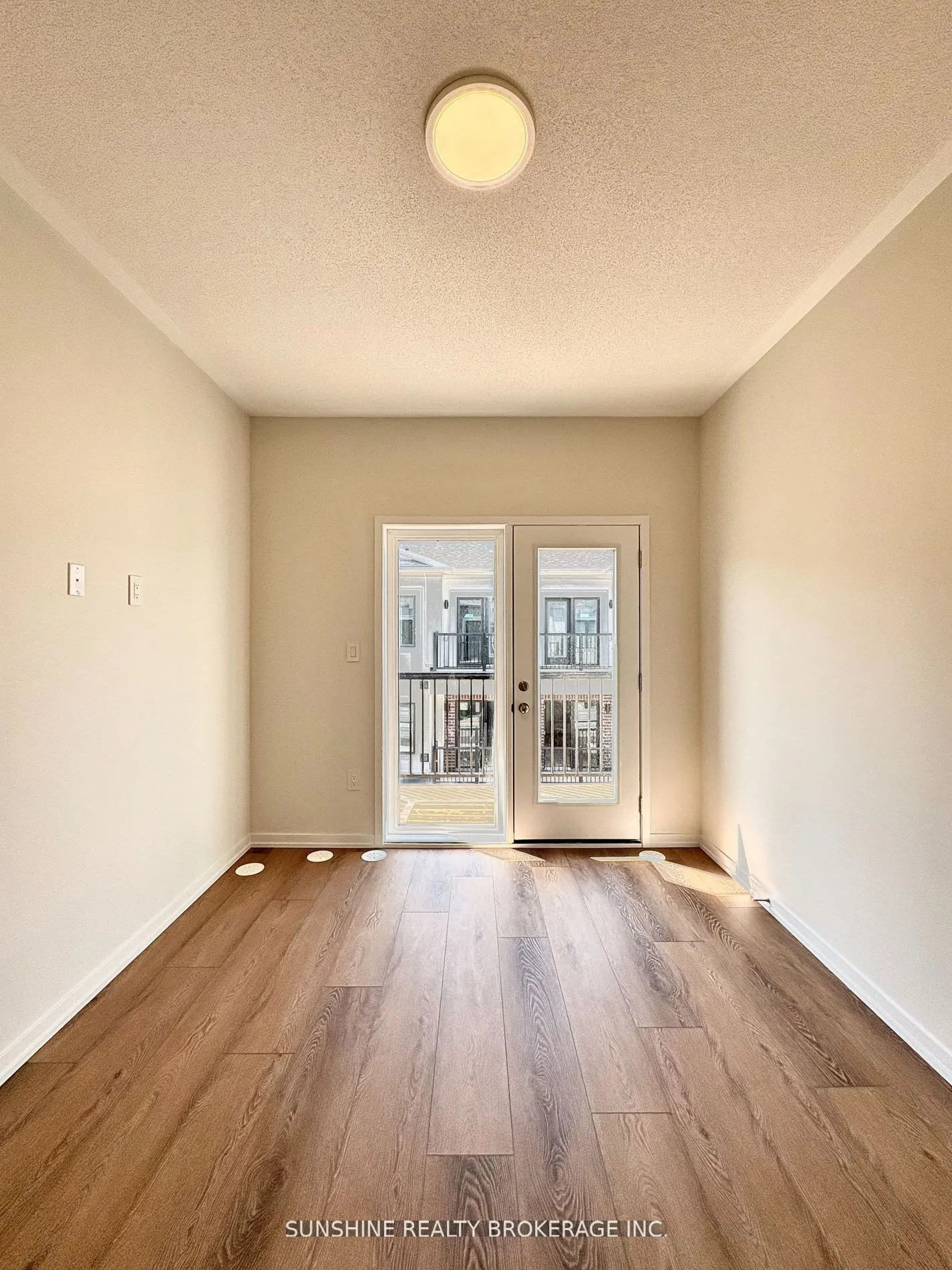 94 Matawin Lane, #0021BLK3