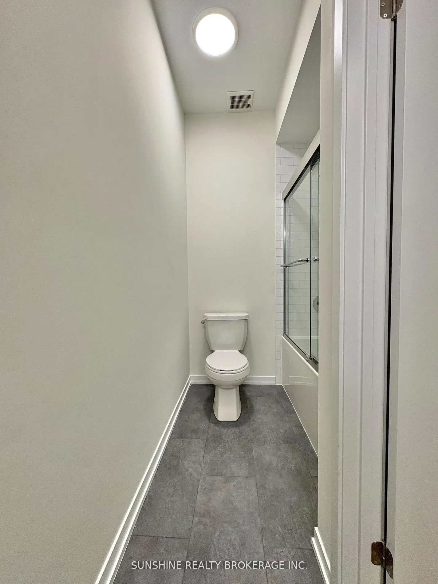 94 Matawin Lane, #0021BLK3