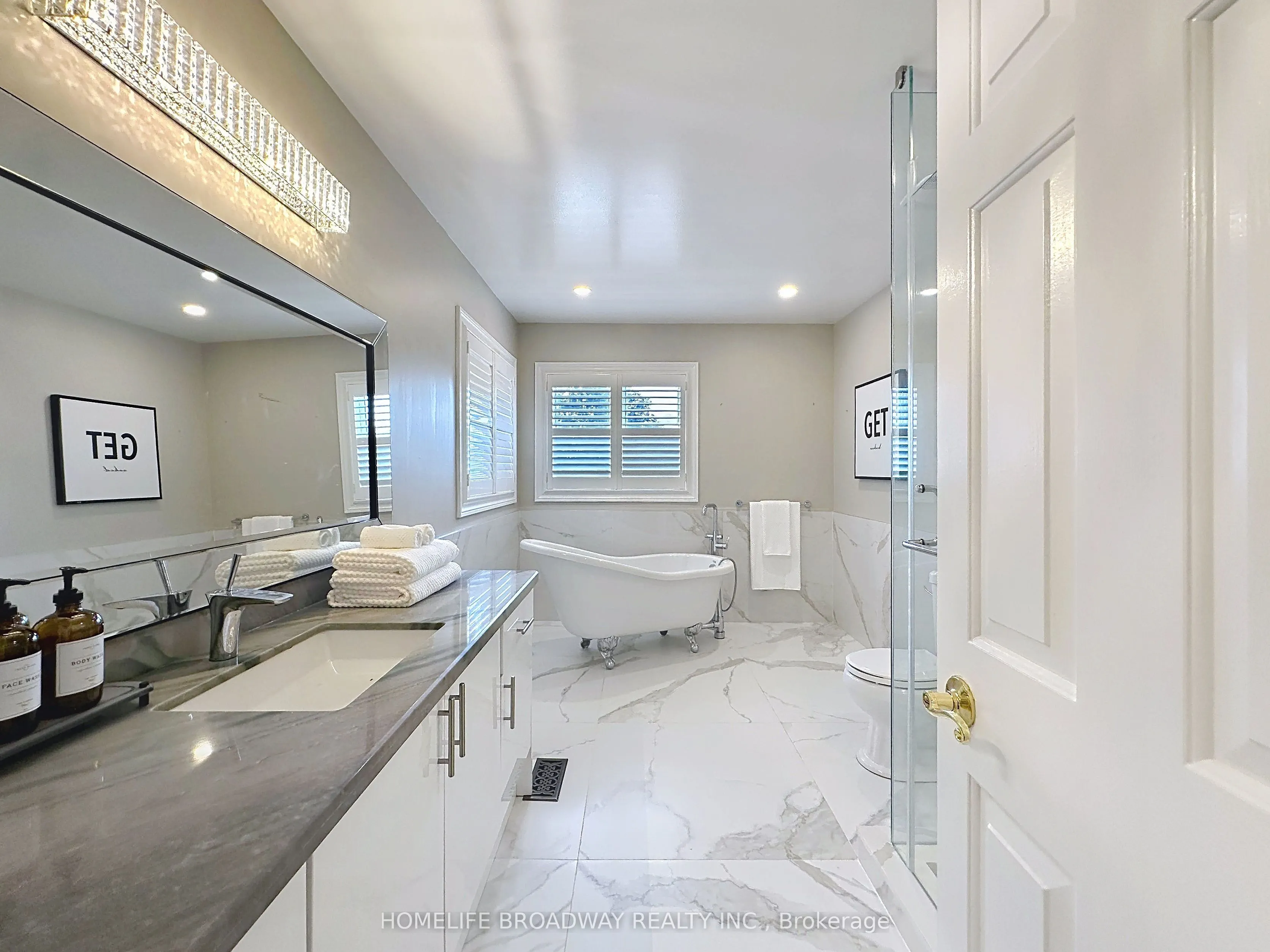 1 Hearthstone Crescent