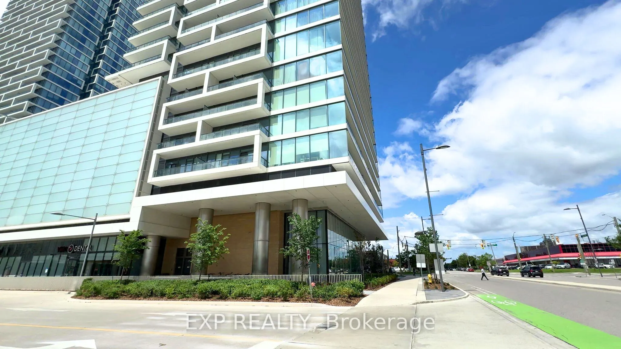 950 Portage Parkway, #Unit 811
