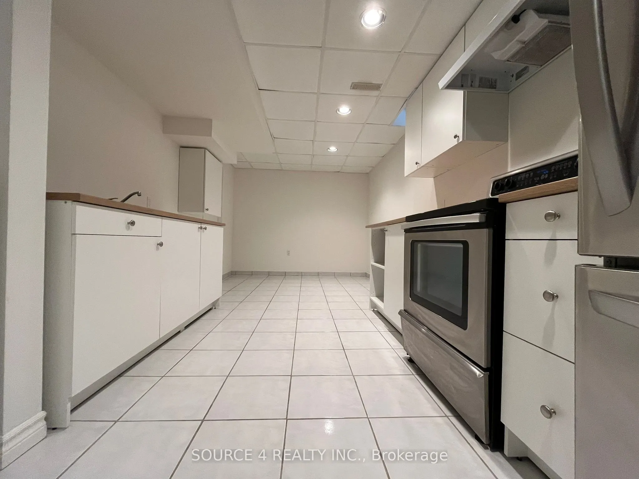 138 Venetian Crescent, #Basement