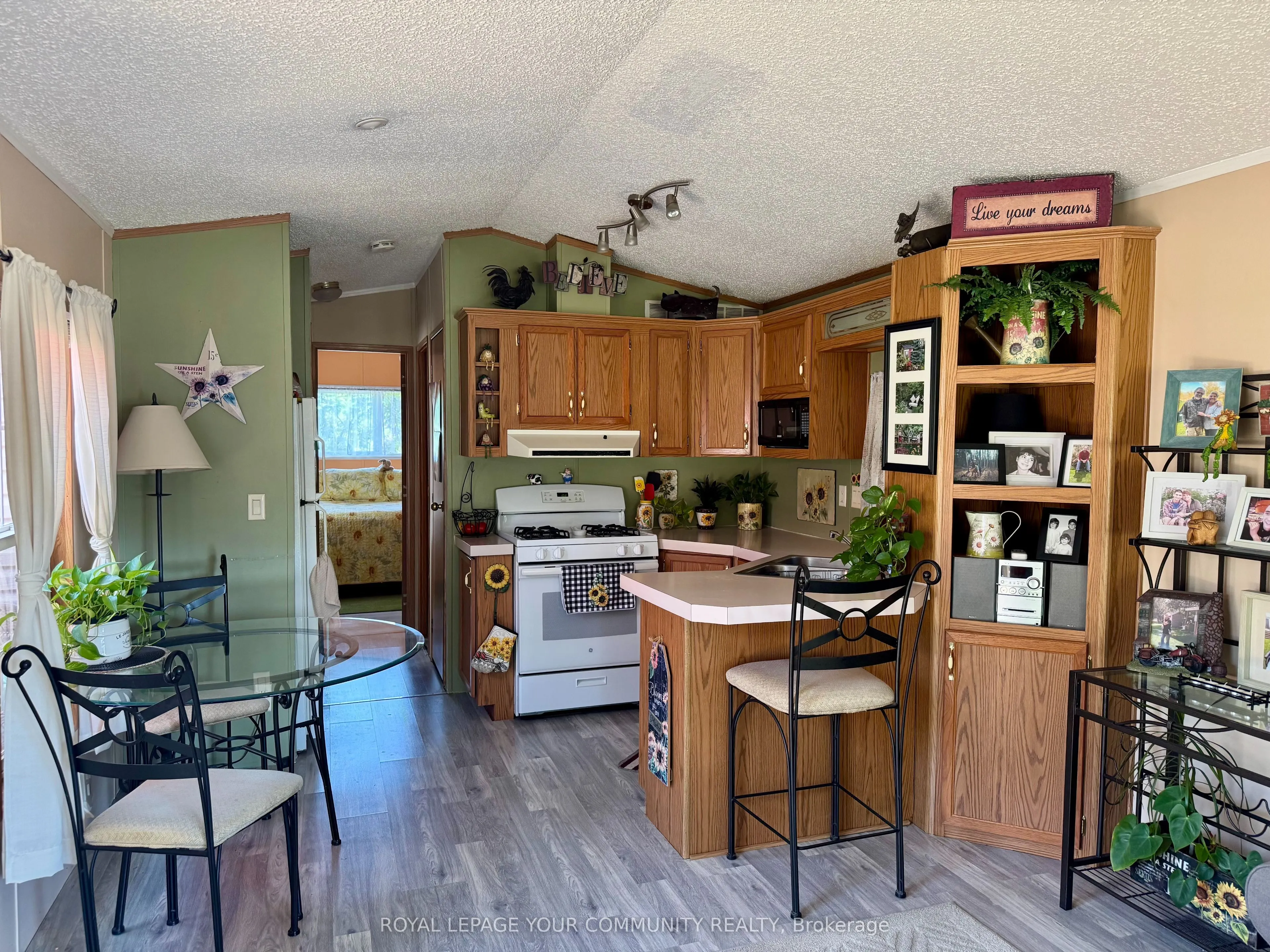285 Crydermans Side Road, #324