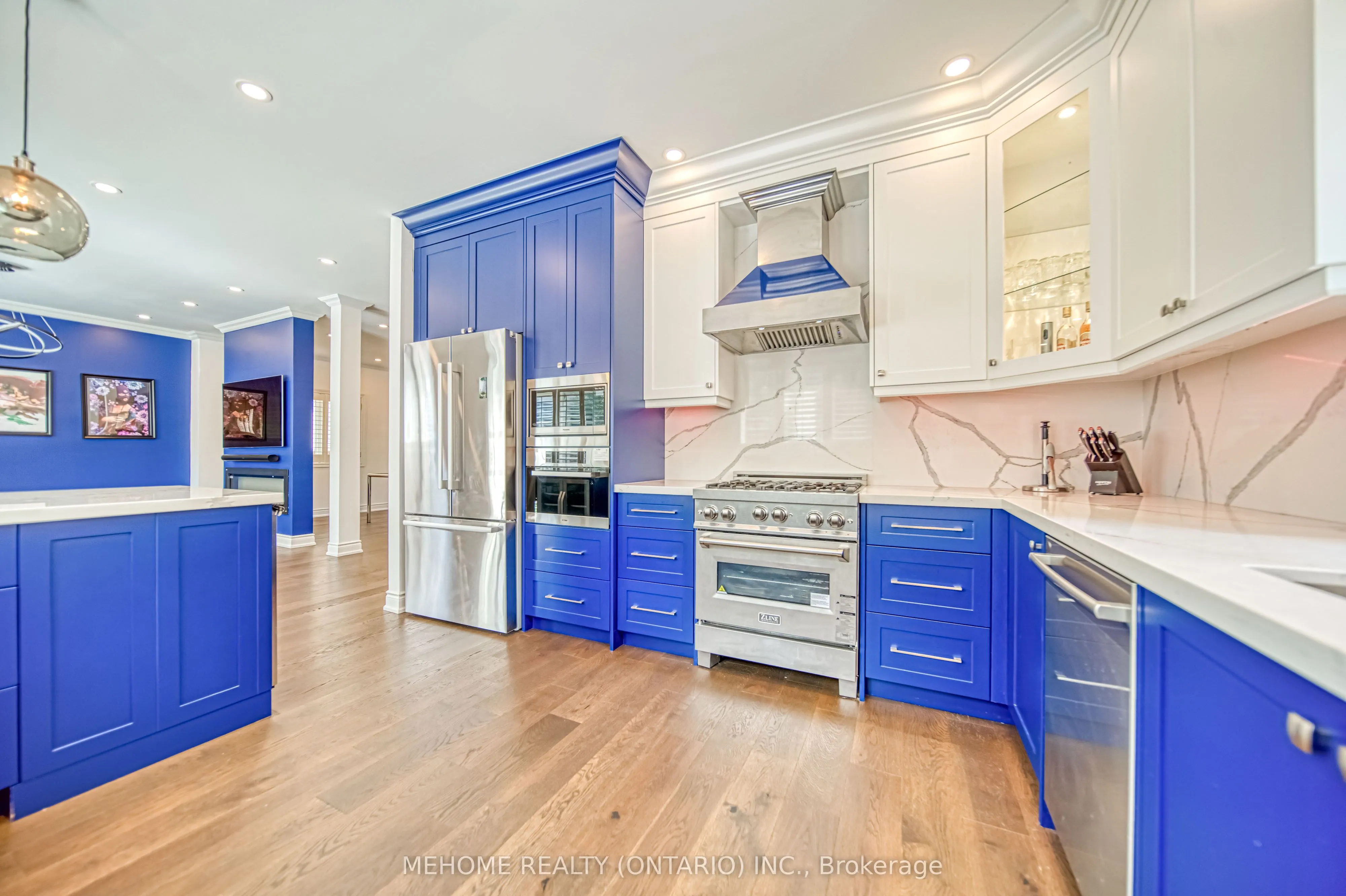 98 Leyburn Avenue, #MAIN