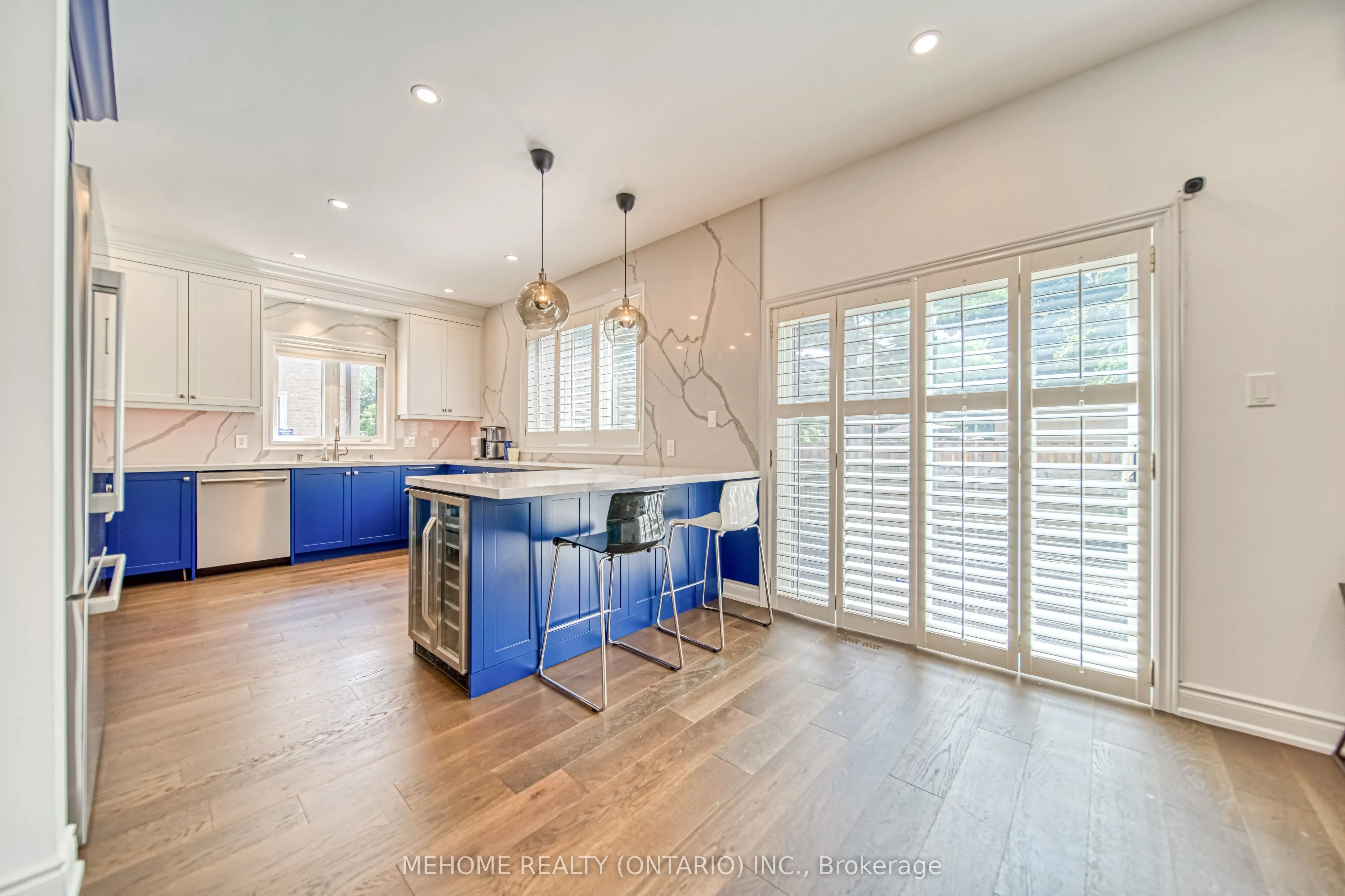 98 Leyburn Avenue, #MAIN