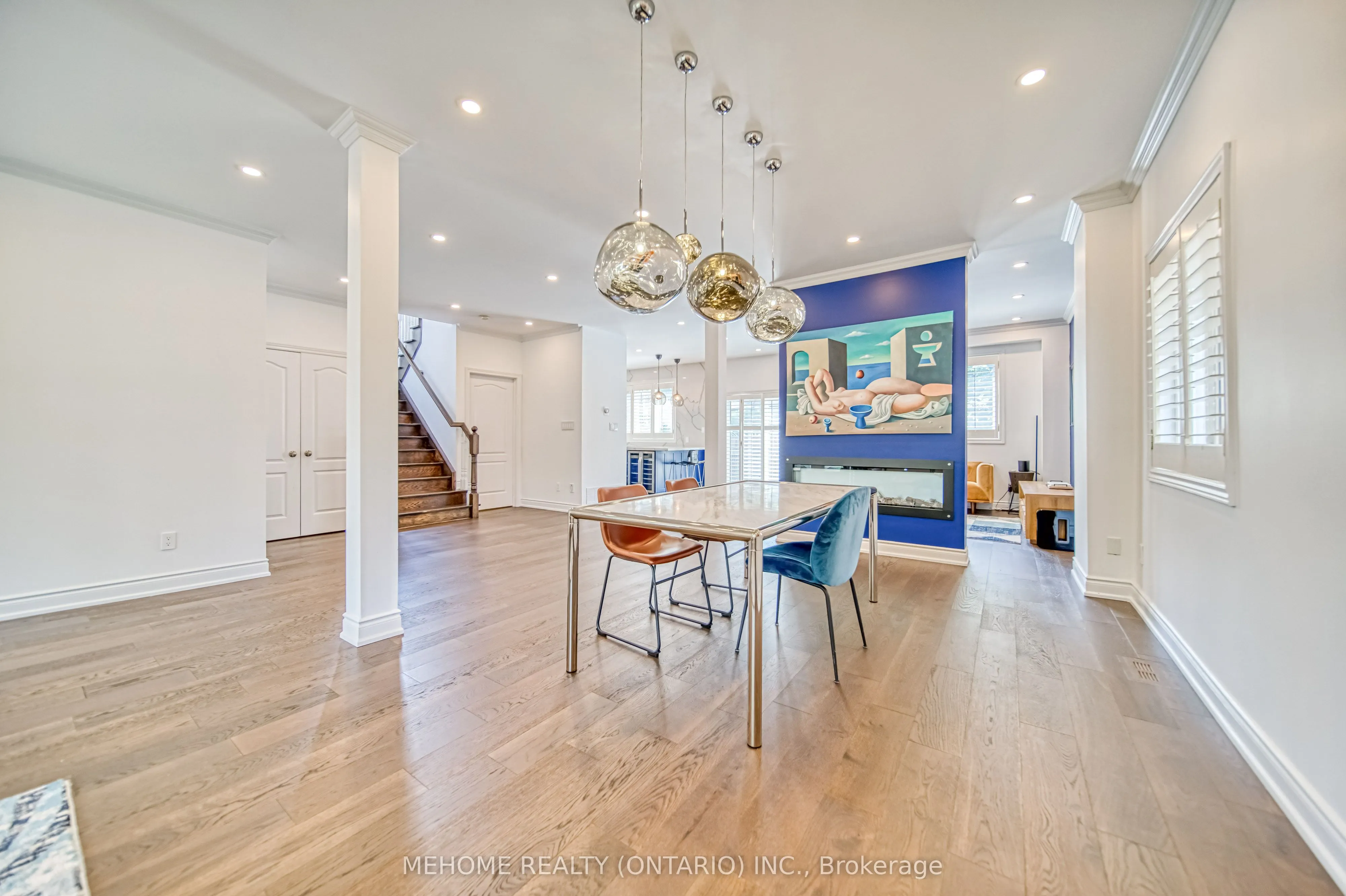 98 Leyburn Avenue, #MAIN