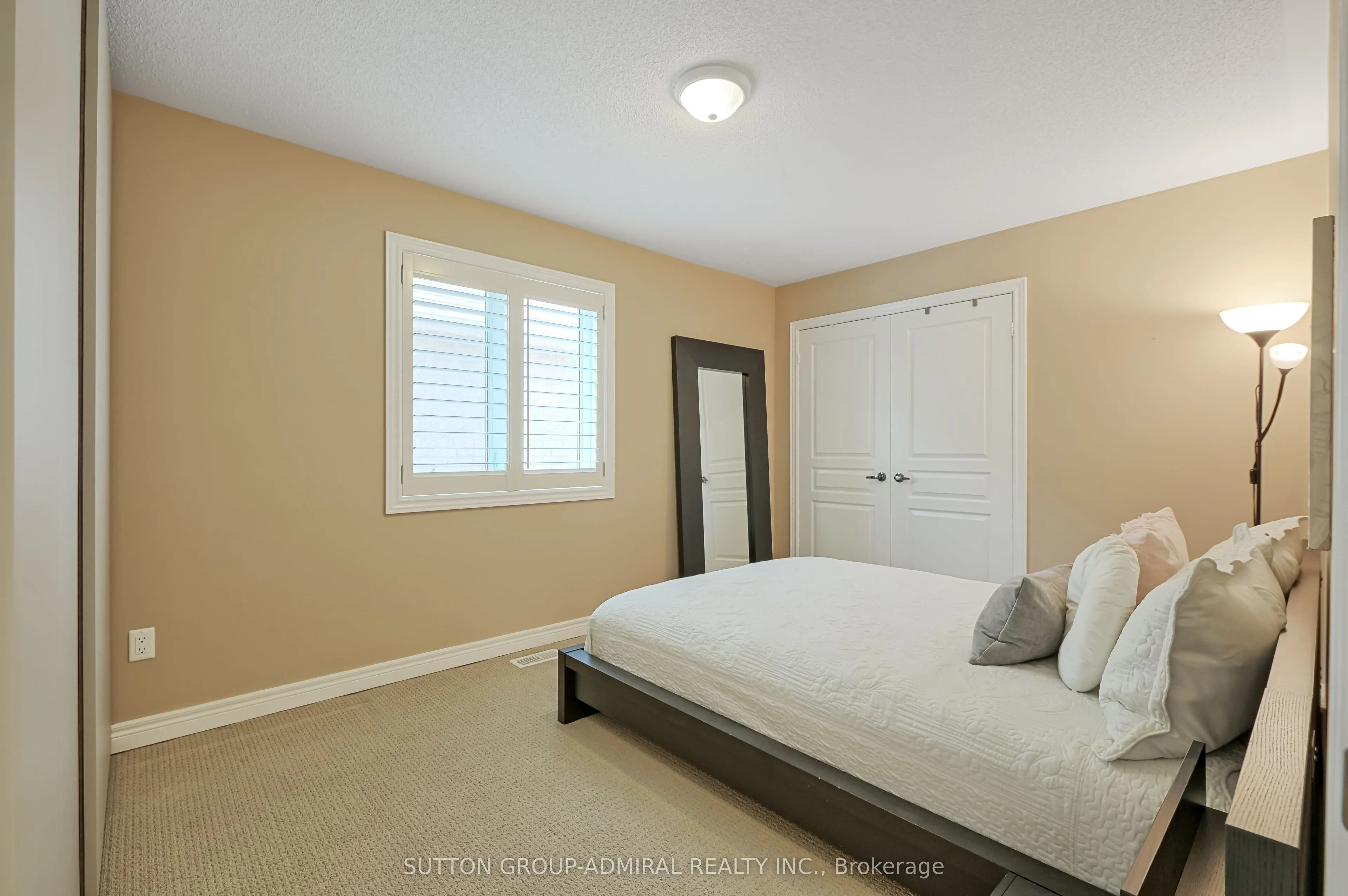 48 Terme Avenue