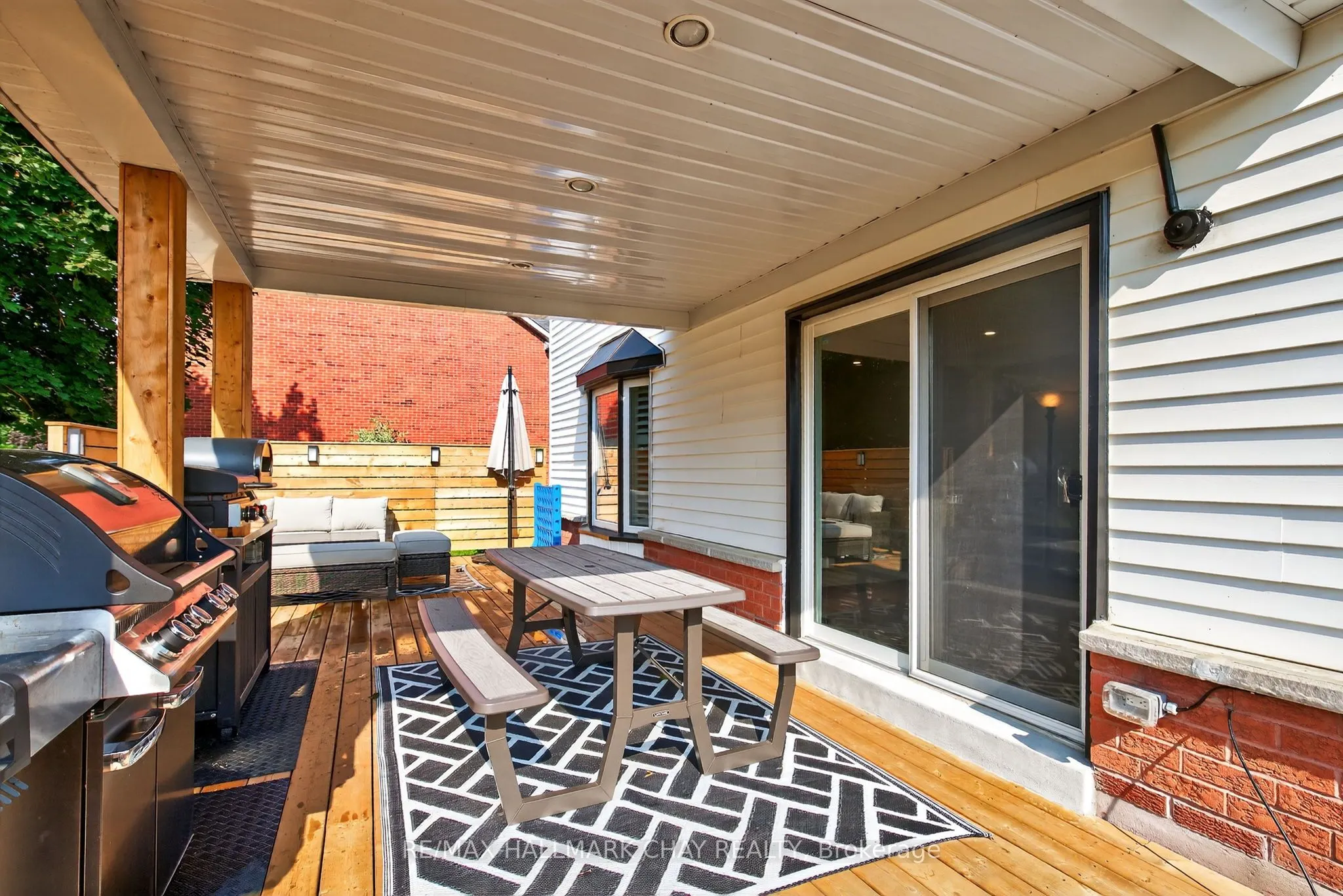2731 Shering Crescent