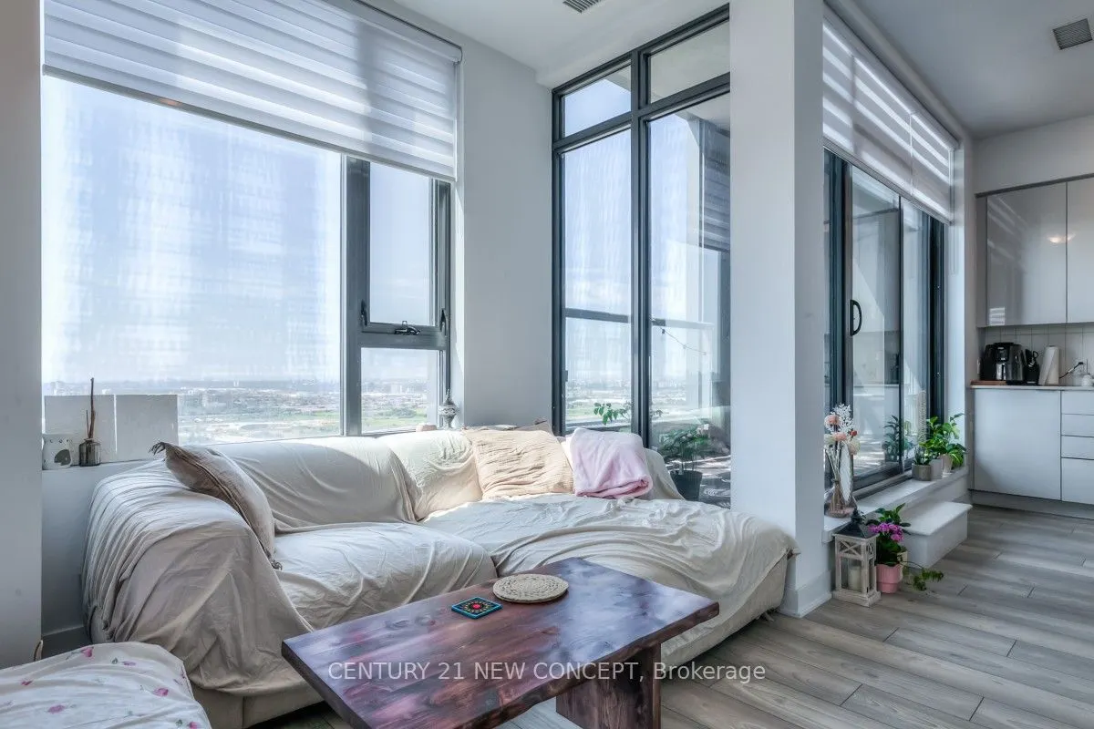 2920 Highway 7 Road, #3301