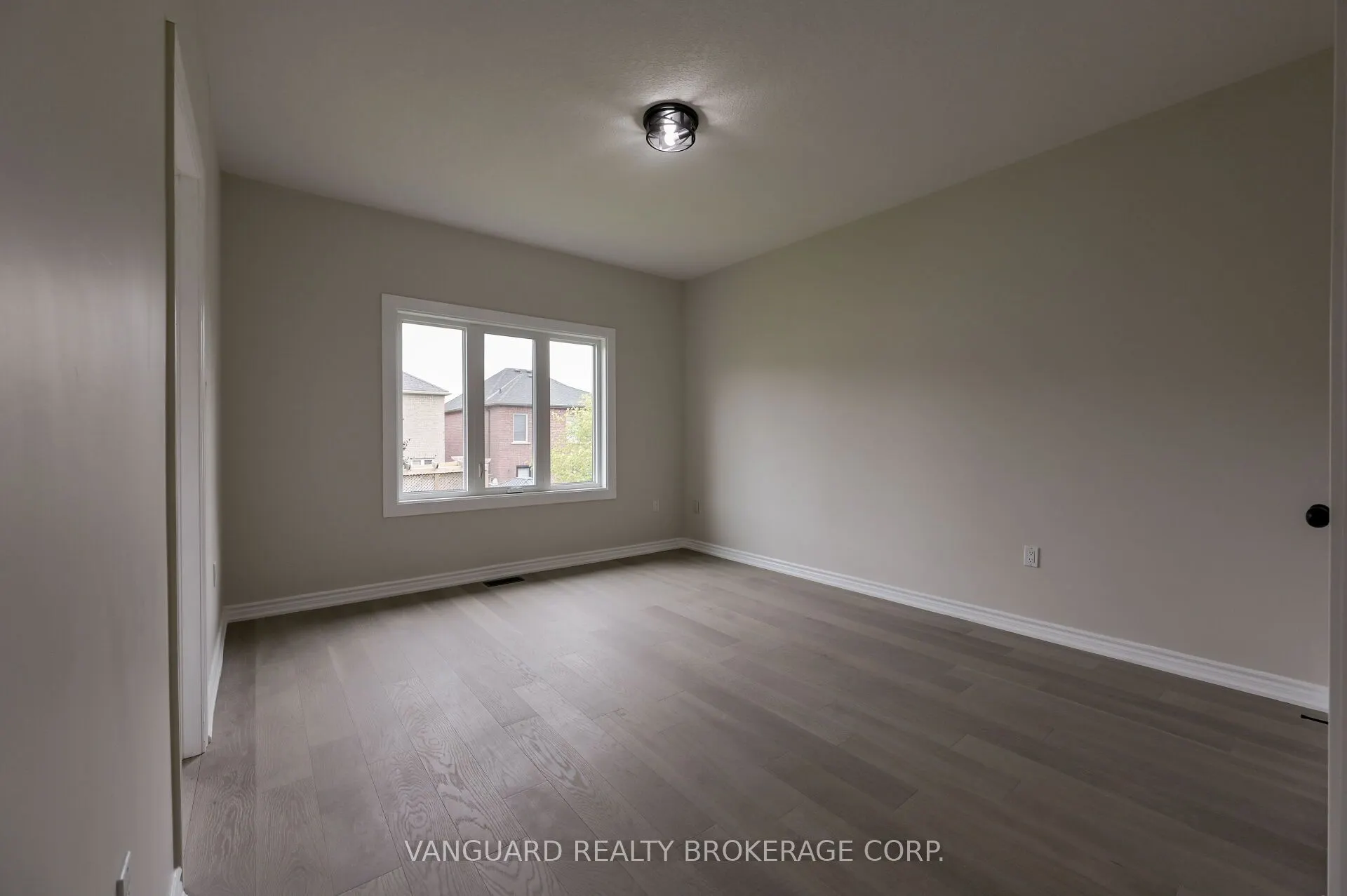 89 Saint Avenue