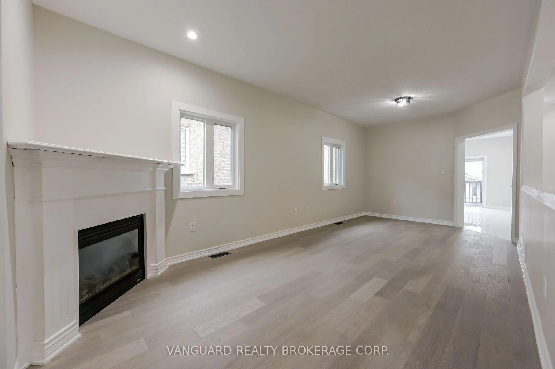 89 Saint Avenue