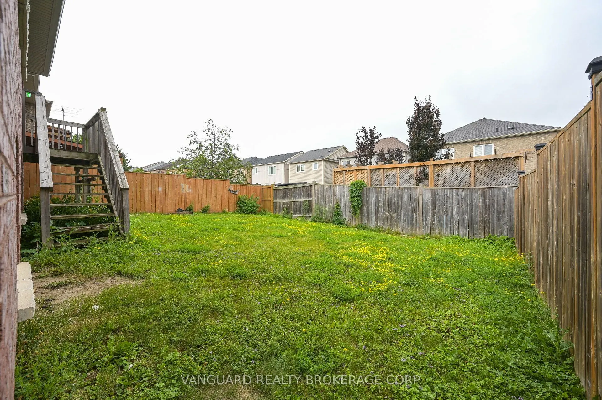 89 Saint Avenue