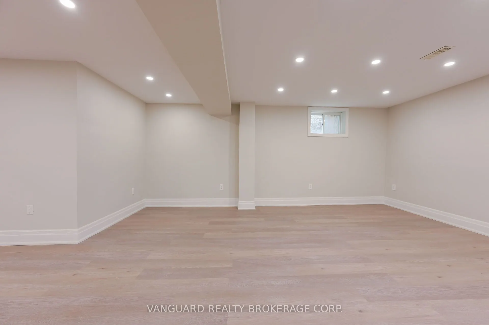89 Saint Avenue