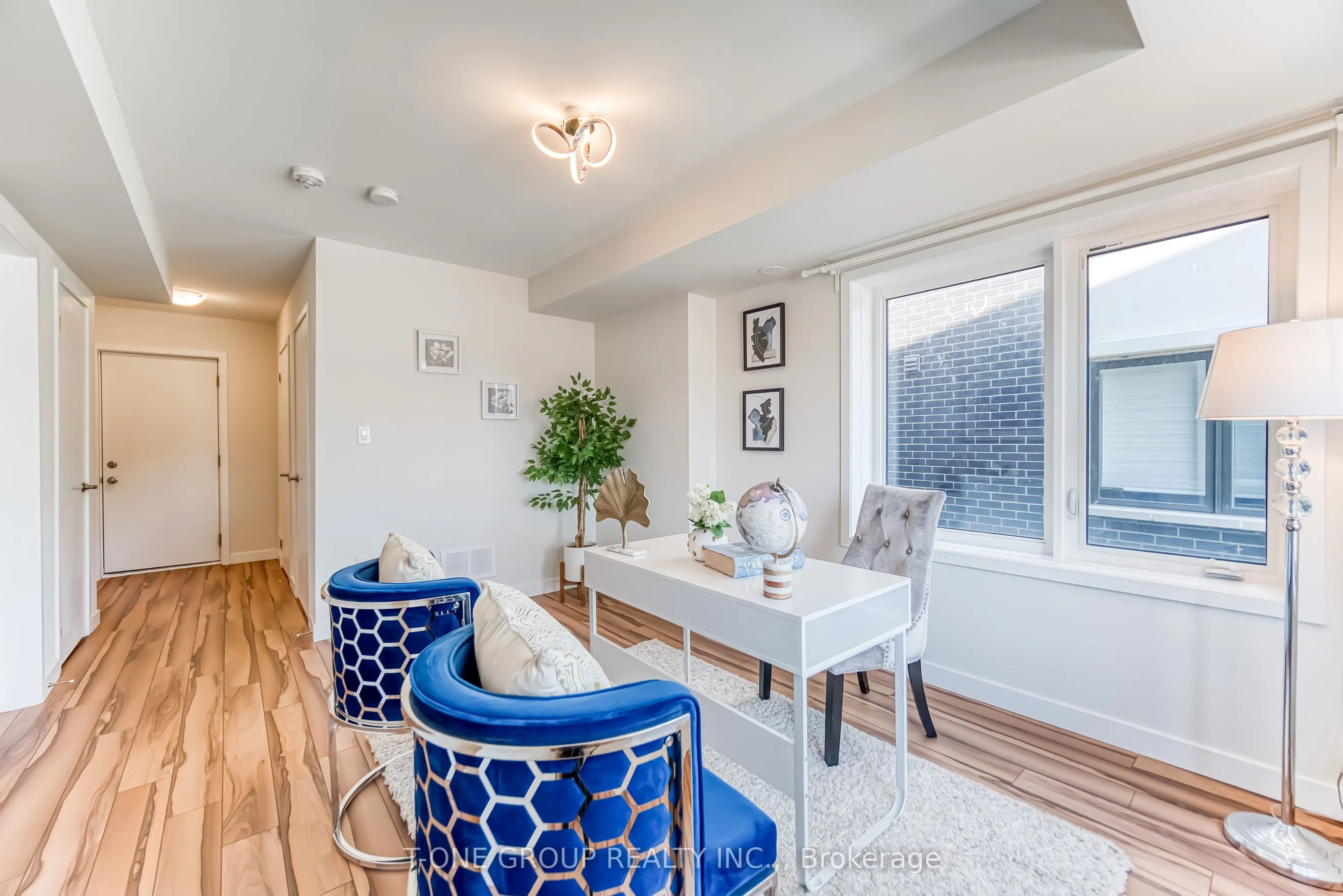 11 William Russell Lane, #63