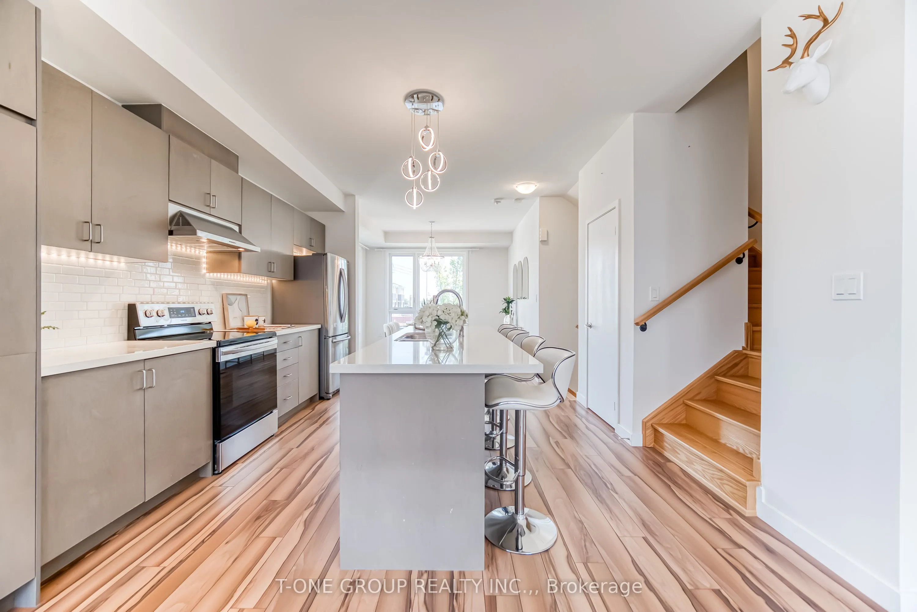 11 William Russell Lane, #63