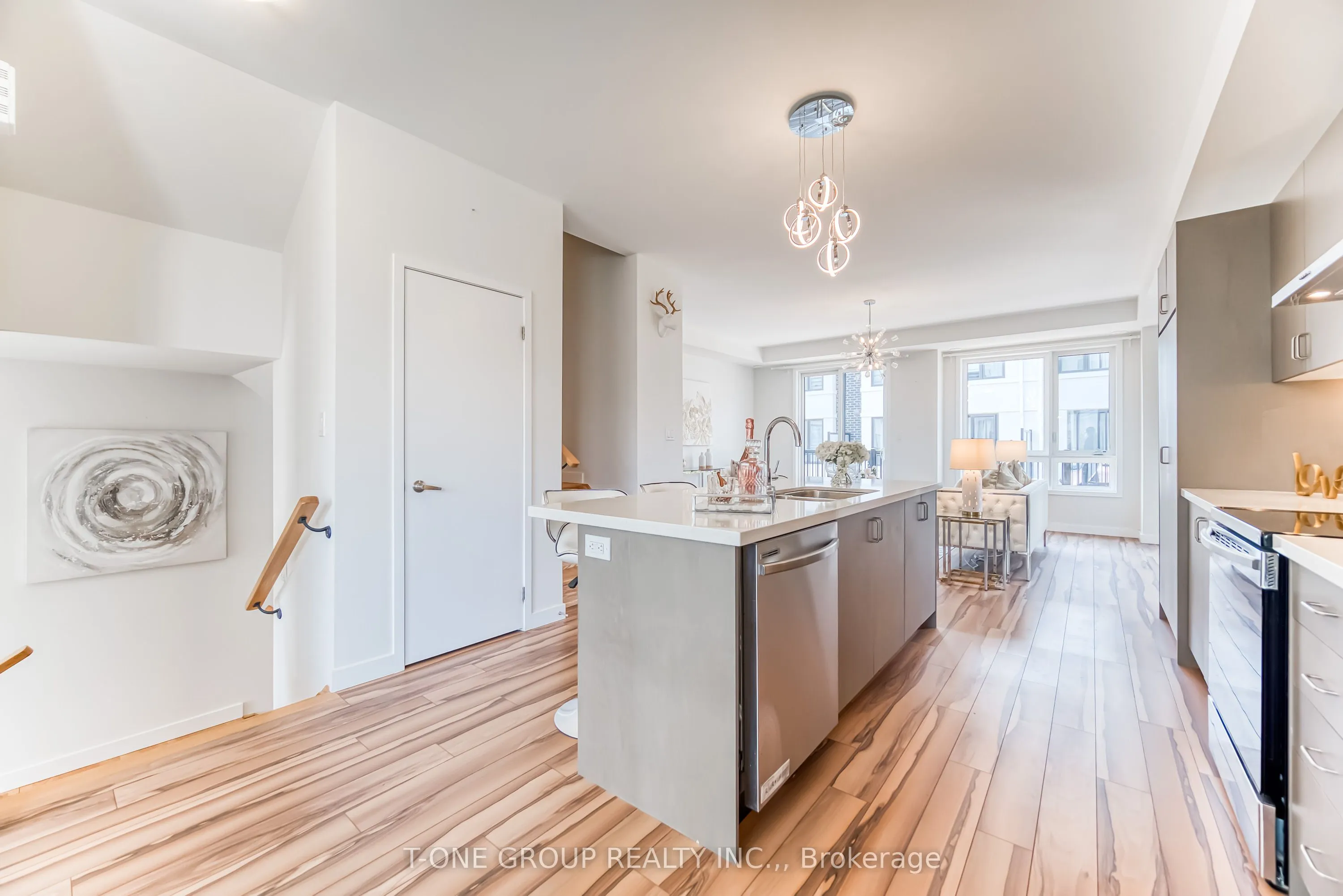 11 William Russell Lane, #63