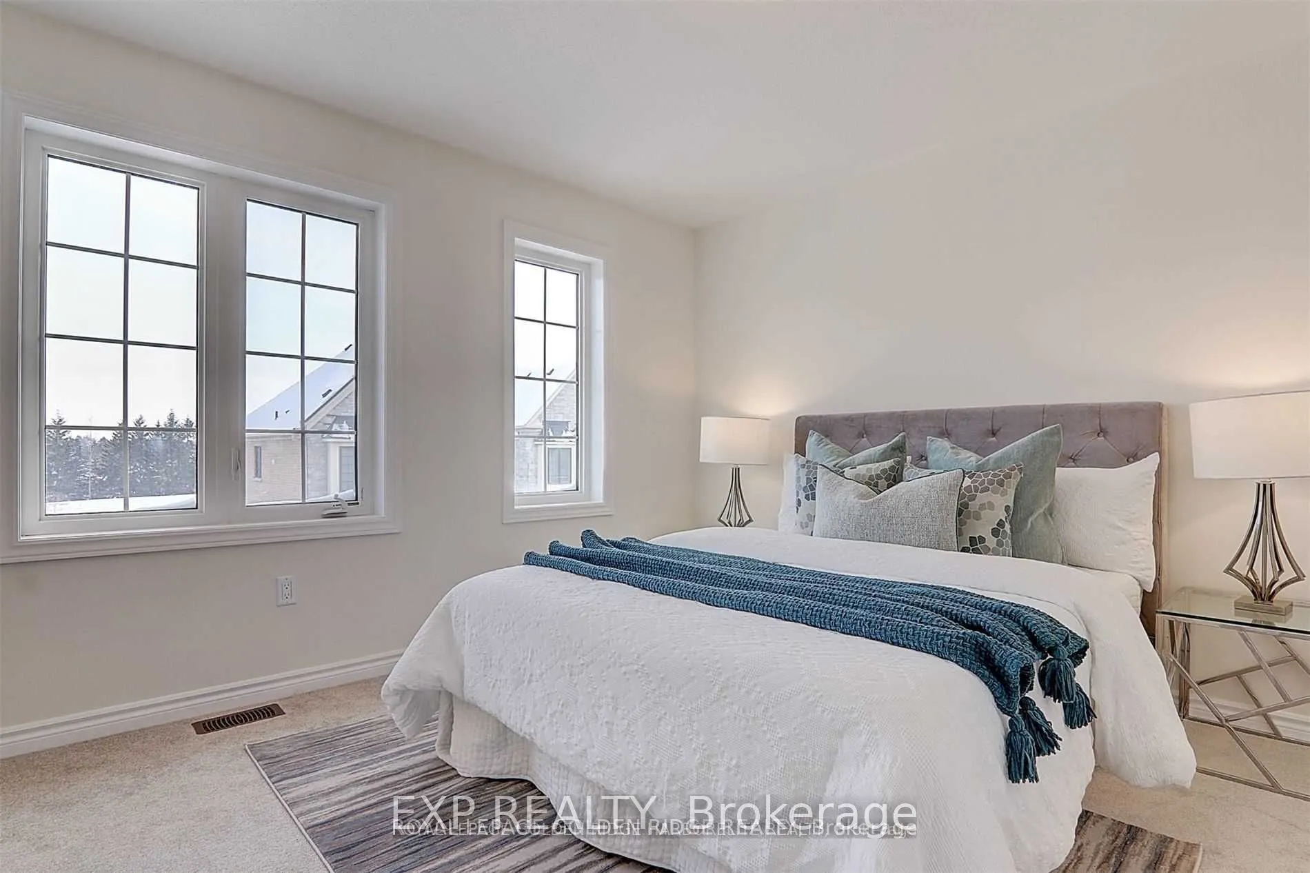 275 Bloomington Road W