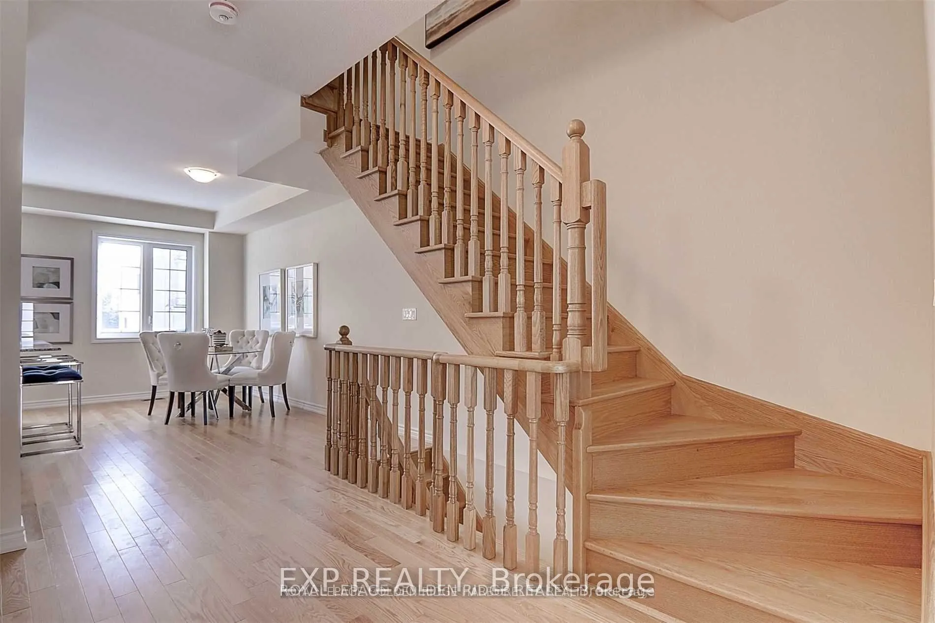 275 Bloomington Road W