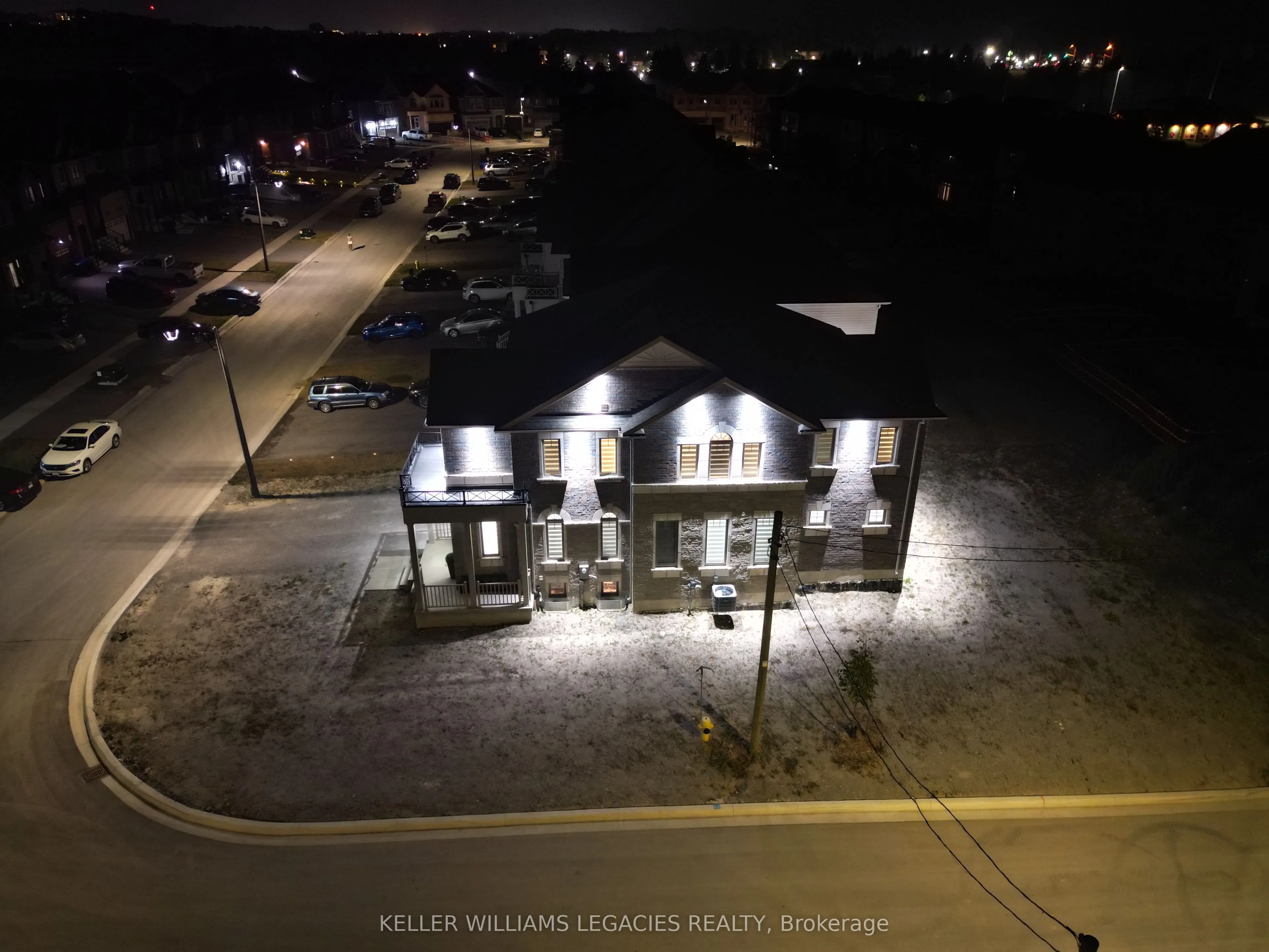42 Lorne Thomas Place