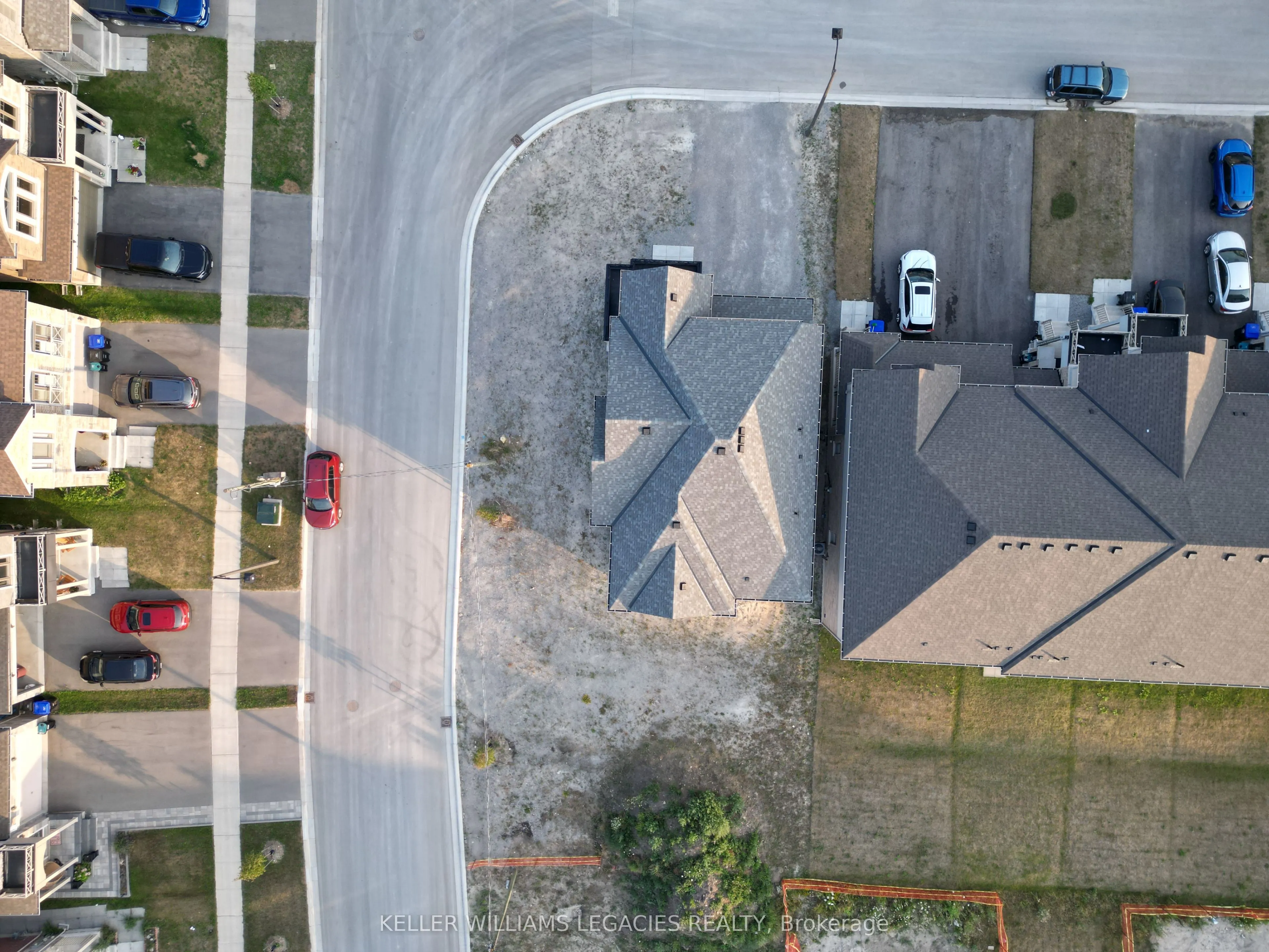 42 Lorne Thomas Place