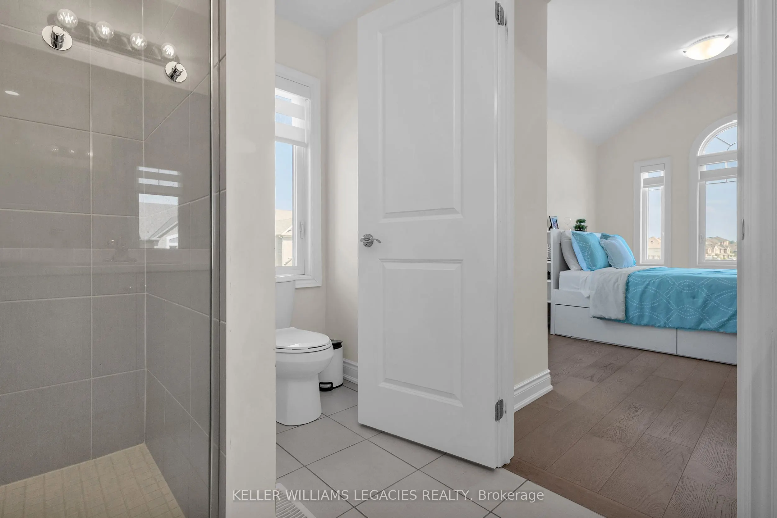 42 Lorne Thomas Place