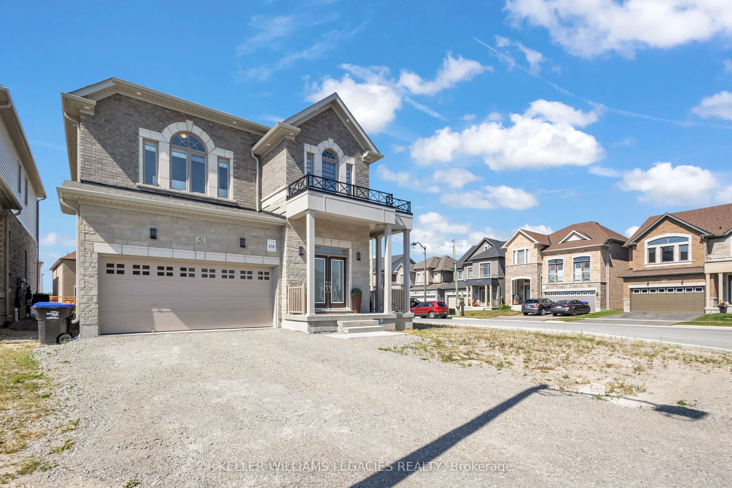 42 Lorne Thomas Place