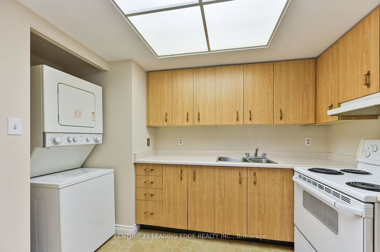 100 Anna Russell Way, #PH2