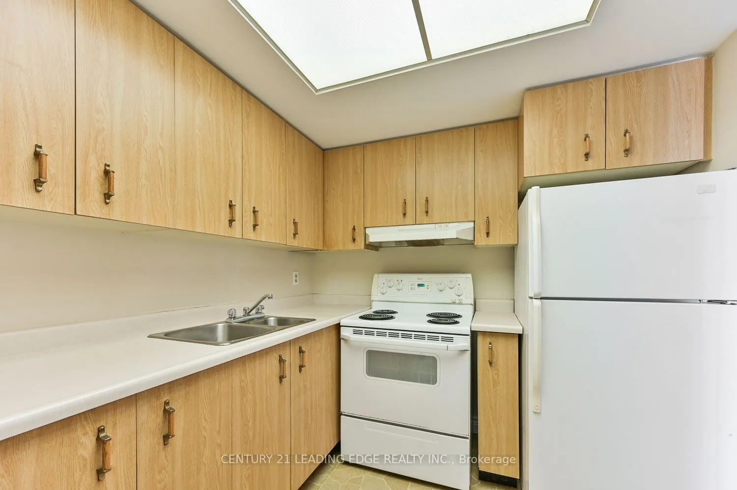 100 Anna Russell Way, #PH2