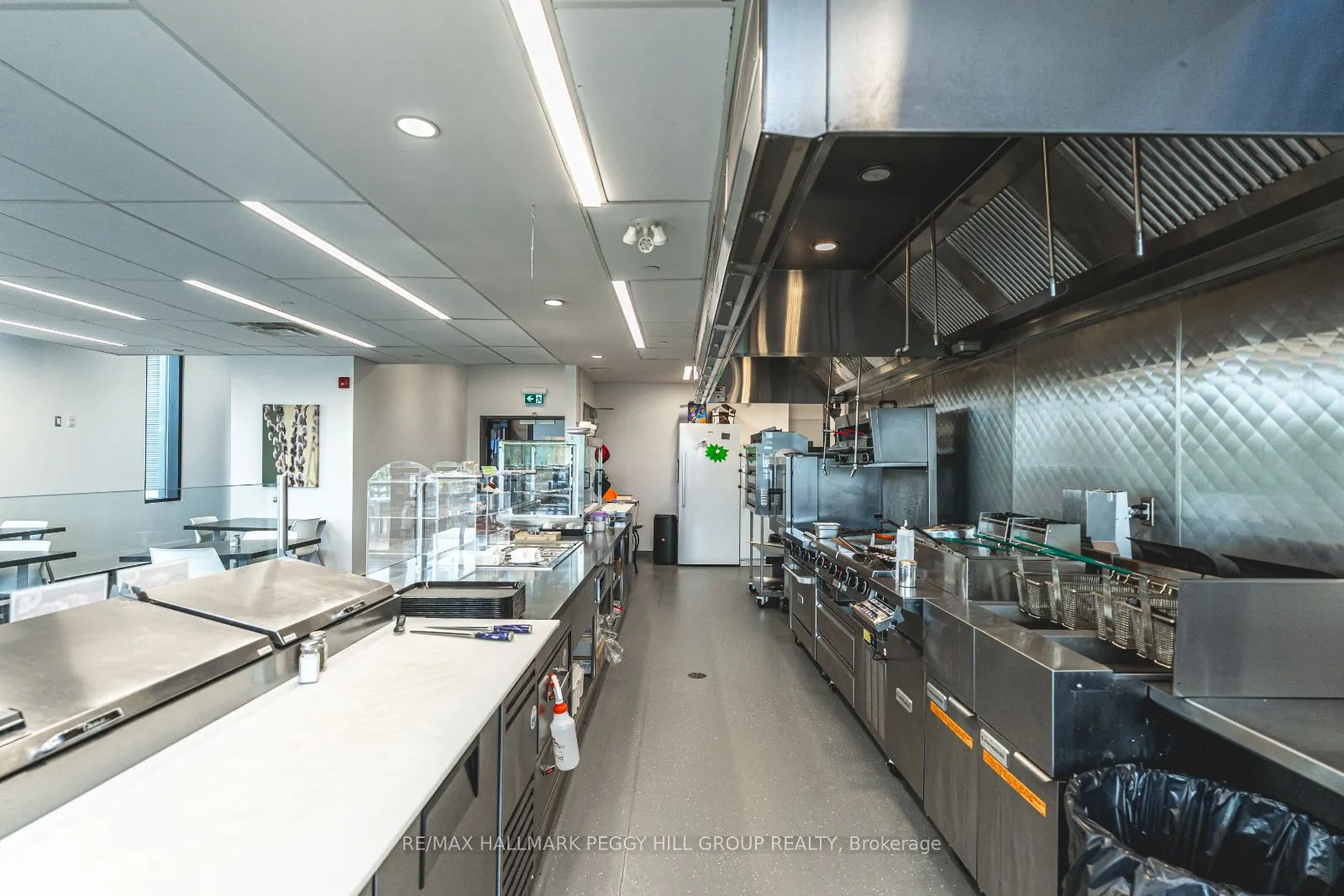 7325 Yonge Street, #1700
