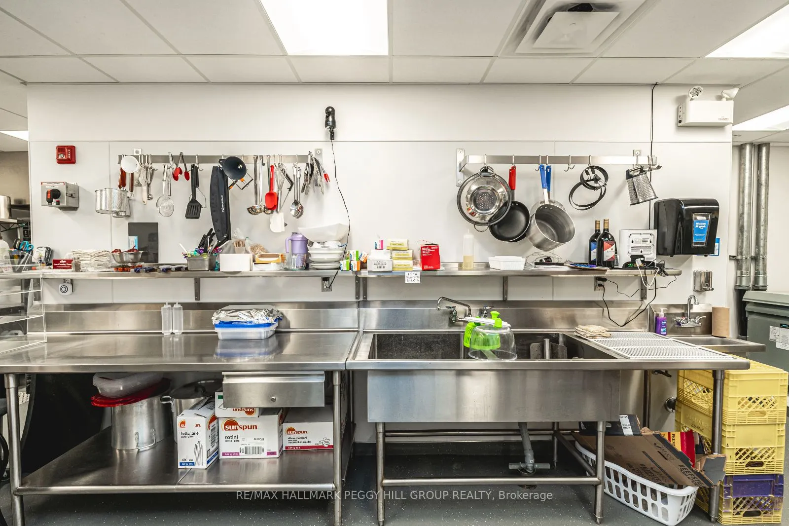 7325 Yonge Street, #1700