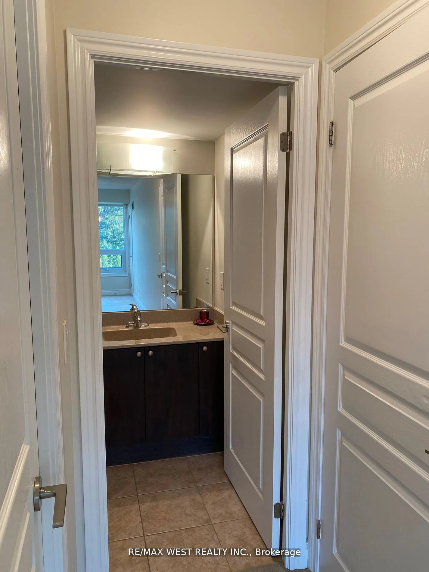7 North Park Road, #408