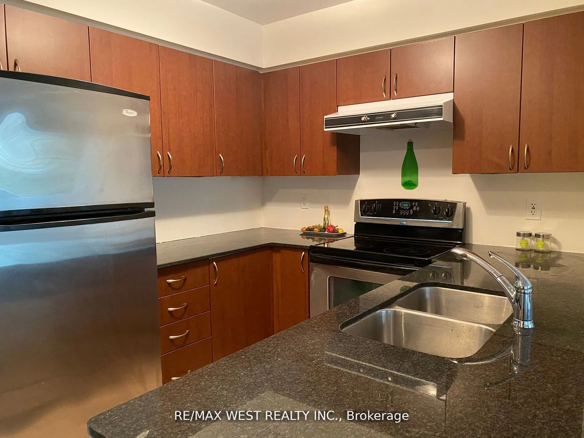 7 North Park Road, #408