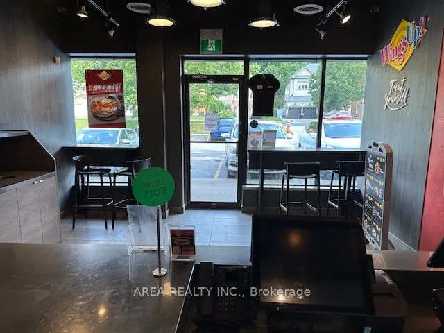 411 Manhattan Drive, #5